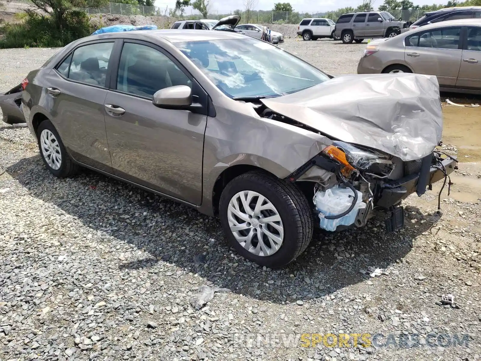 1 Photograph of a damaged car 5YFBURHE9KP939660 TOYOTA COROLLA 2019