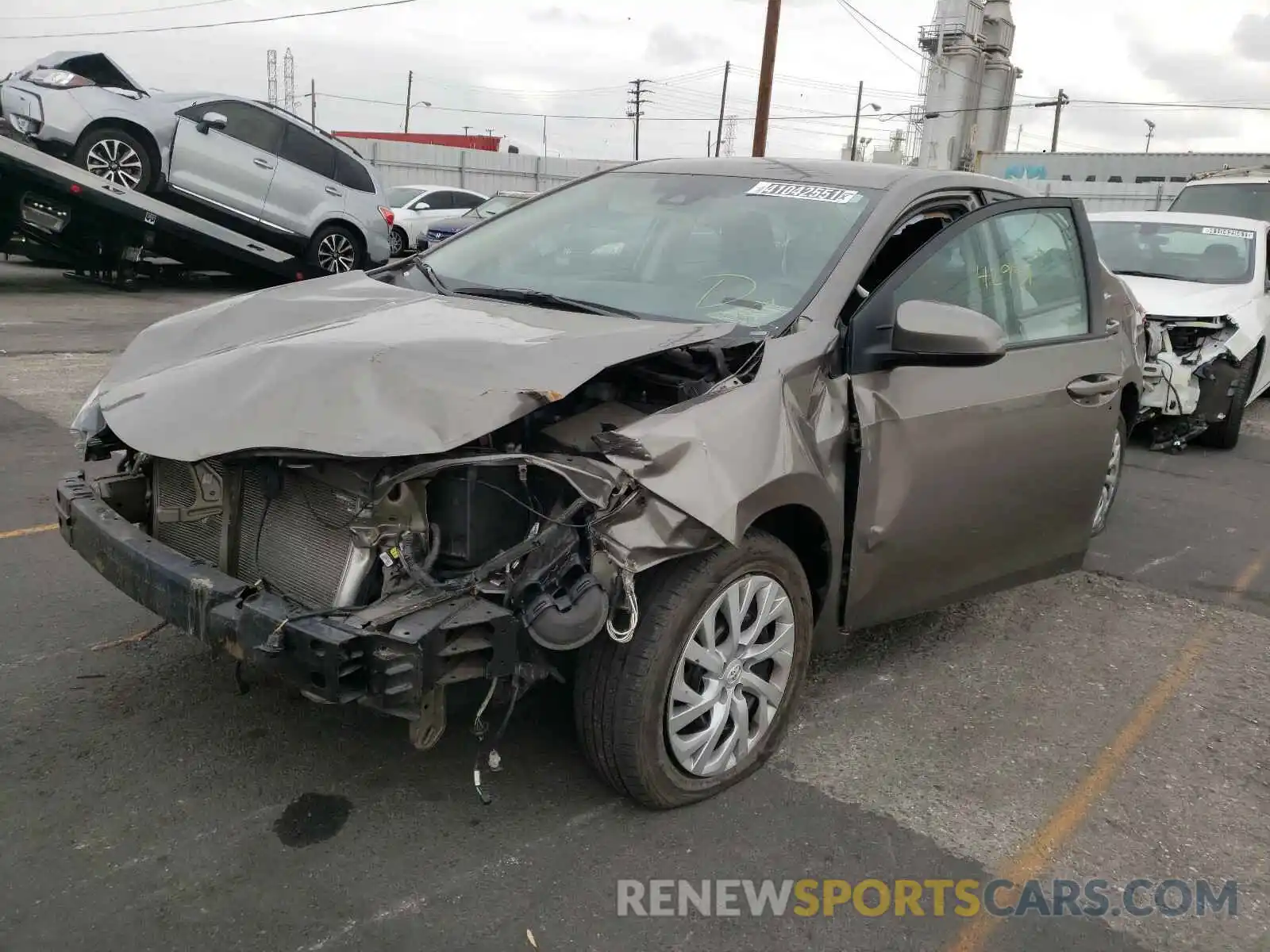 2 Photograph of a damaged car 5YFBURHE9KP939674 TOYOTA COROLLA 2019