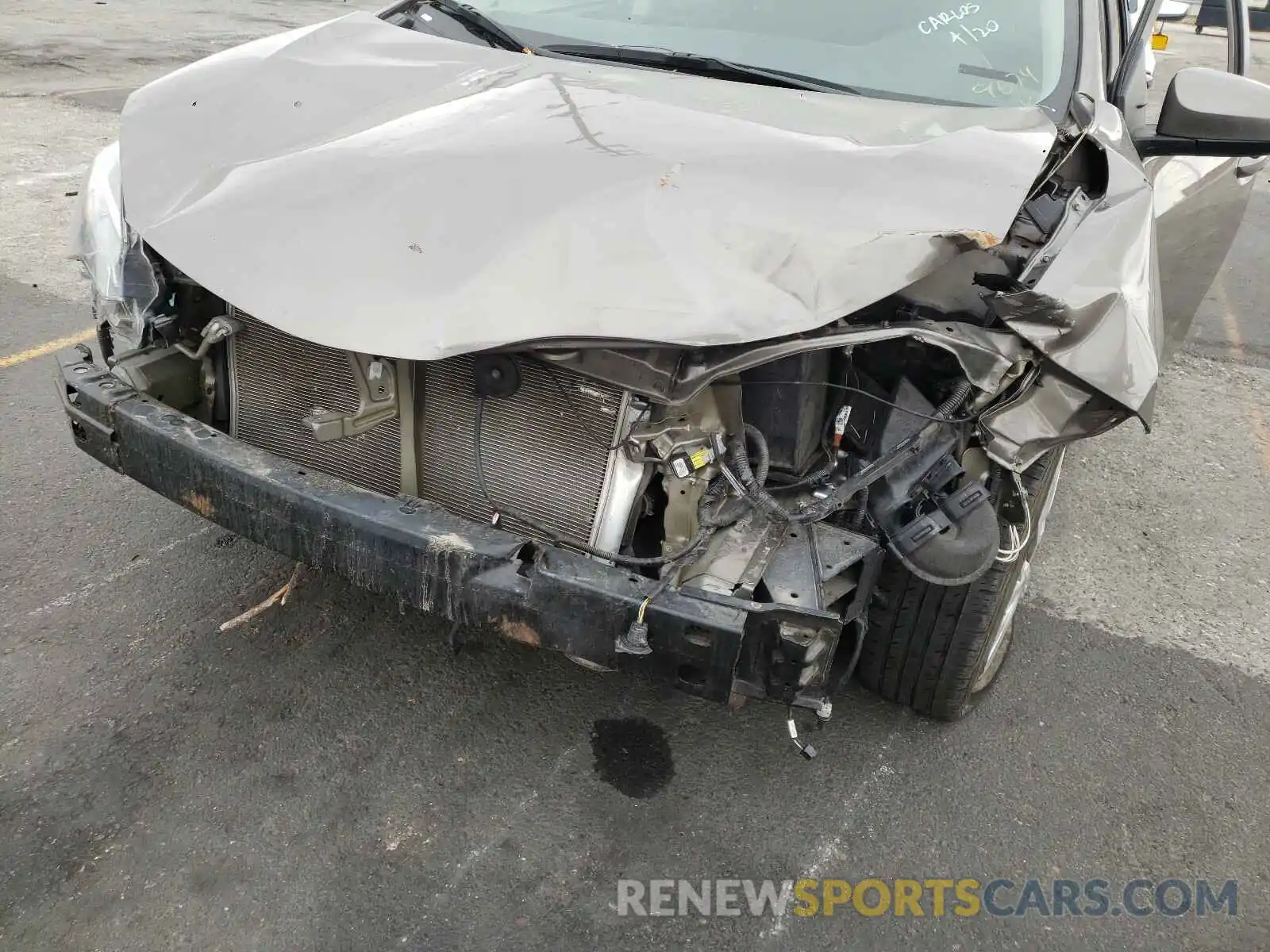 9 Photograph of a damaged car 5YFBURHE9KP939674 TOYOTA COROLLA 2019