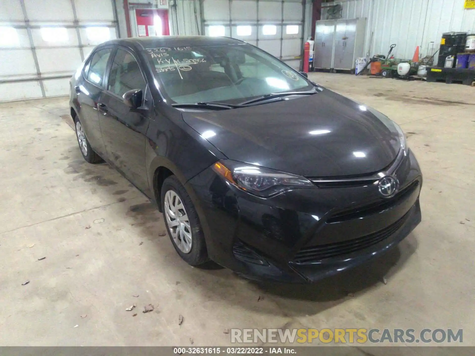 1 Photograph of a damaged car 5YFBURHE9KP940131 TOYOTA COROLLA 2019