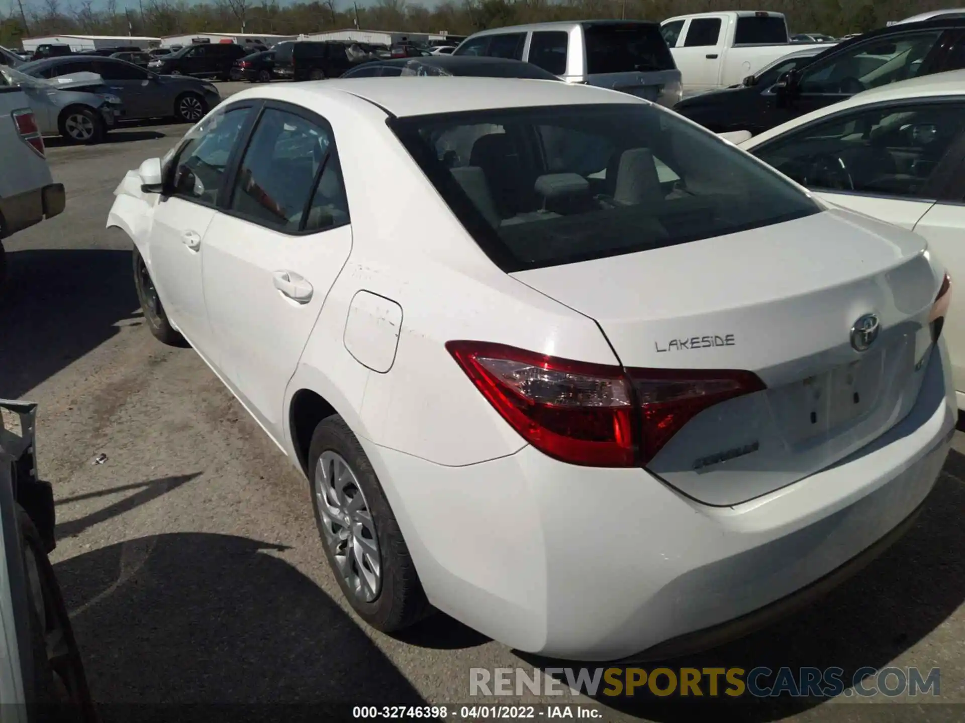 3 Photograph of a damaged car 5YFBURHE9KP940257 TOYOTA COROLLA 2019