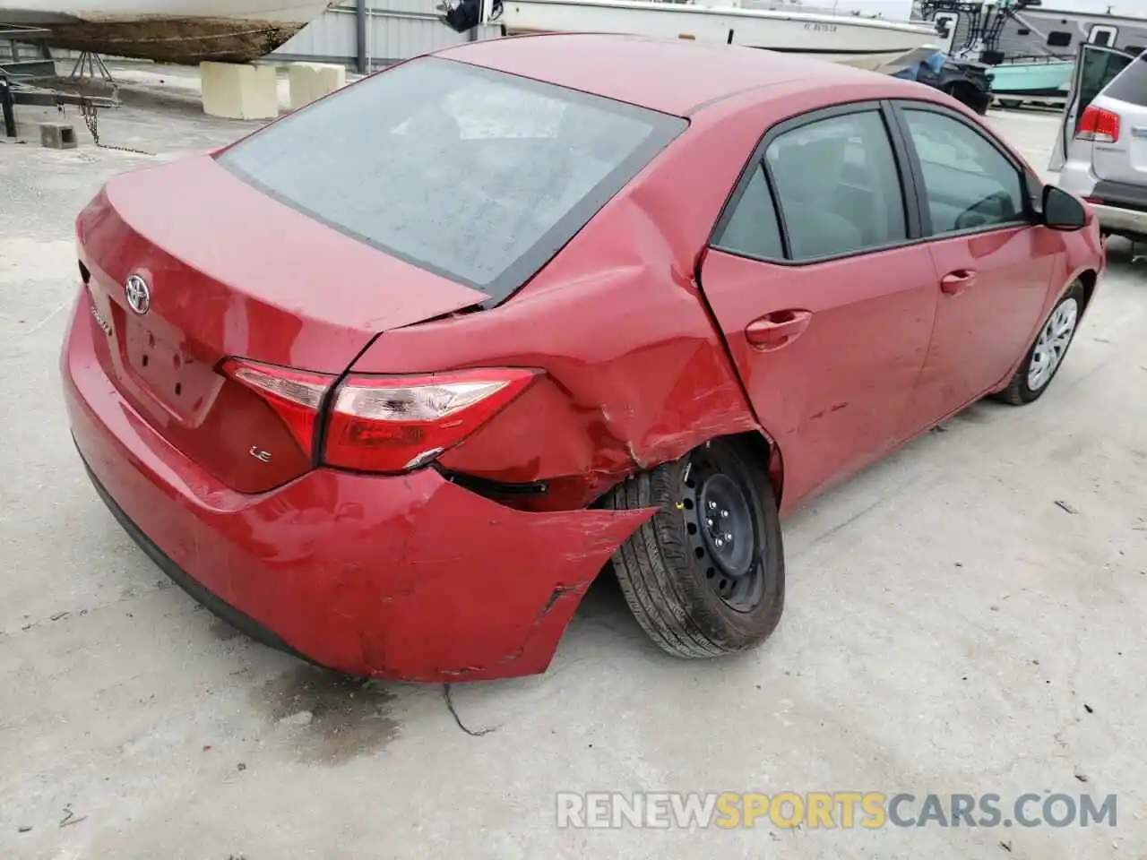 4 Photograph of a damaged car 5YFBURHE9KP940307 TOYOTA COROLLA 2019