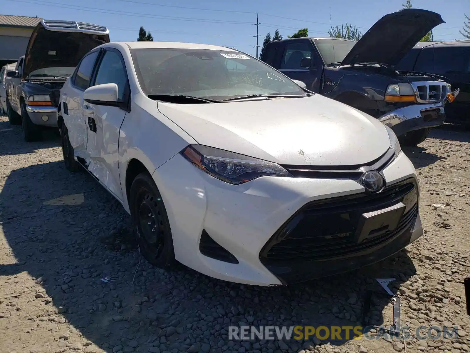 1 Photograph of a damaged car 5YFBURHE9KP940680 TOYOTA COROLLA 2019