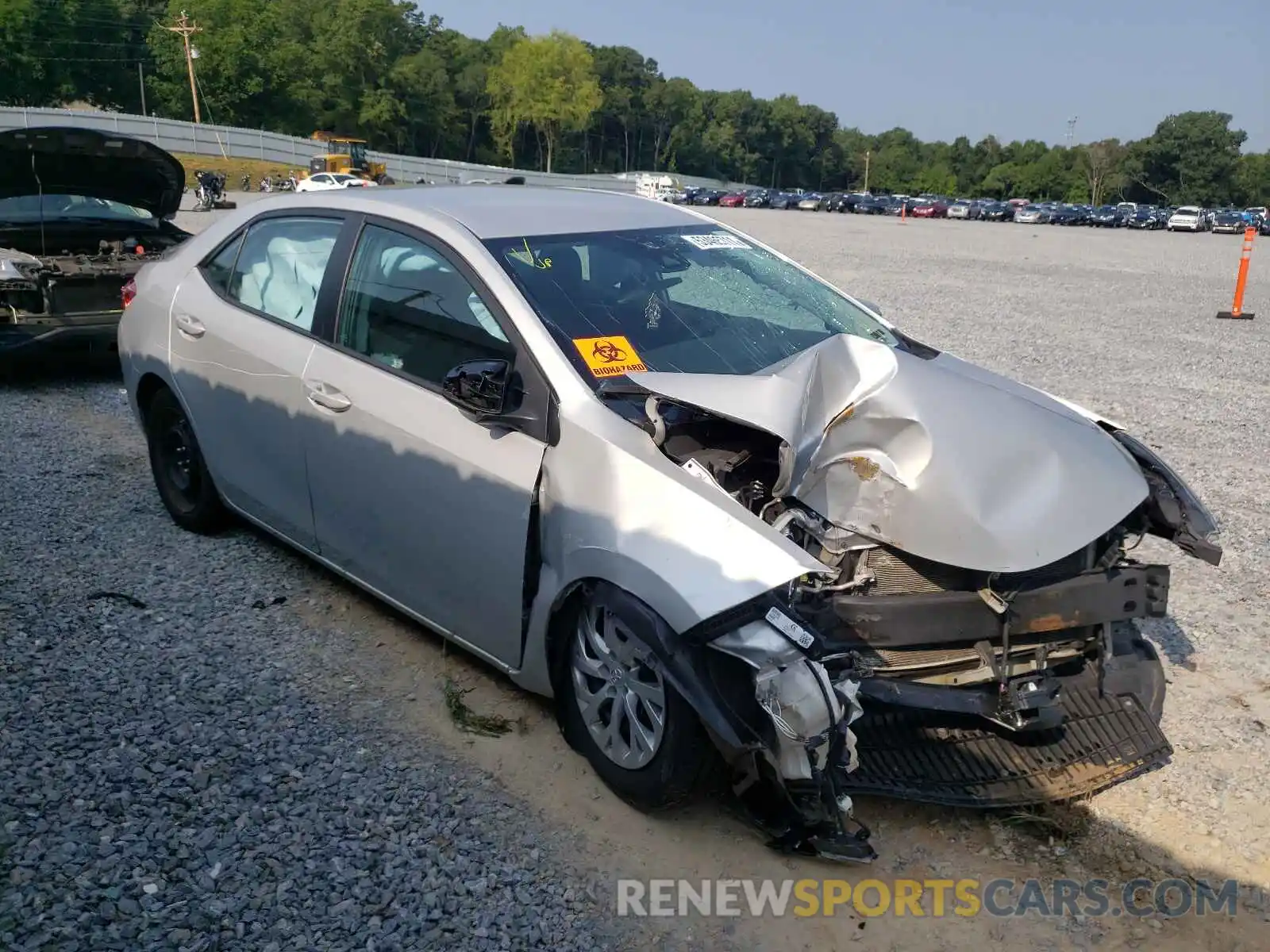 1 Photograph of a damaged car 5YFBURHE9KP940825 TOYOTA COROLLA 2019