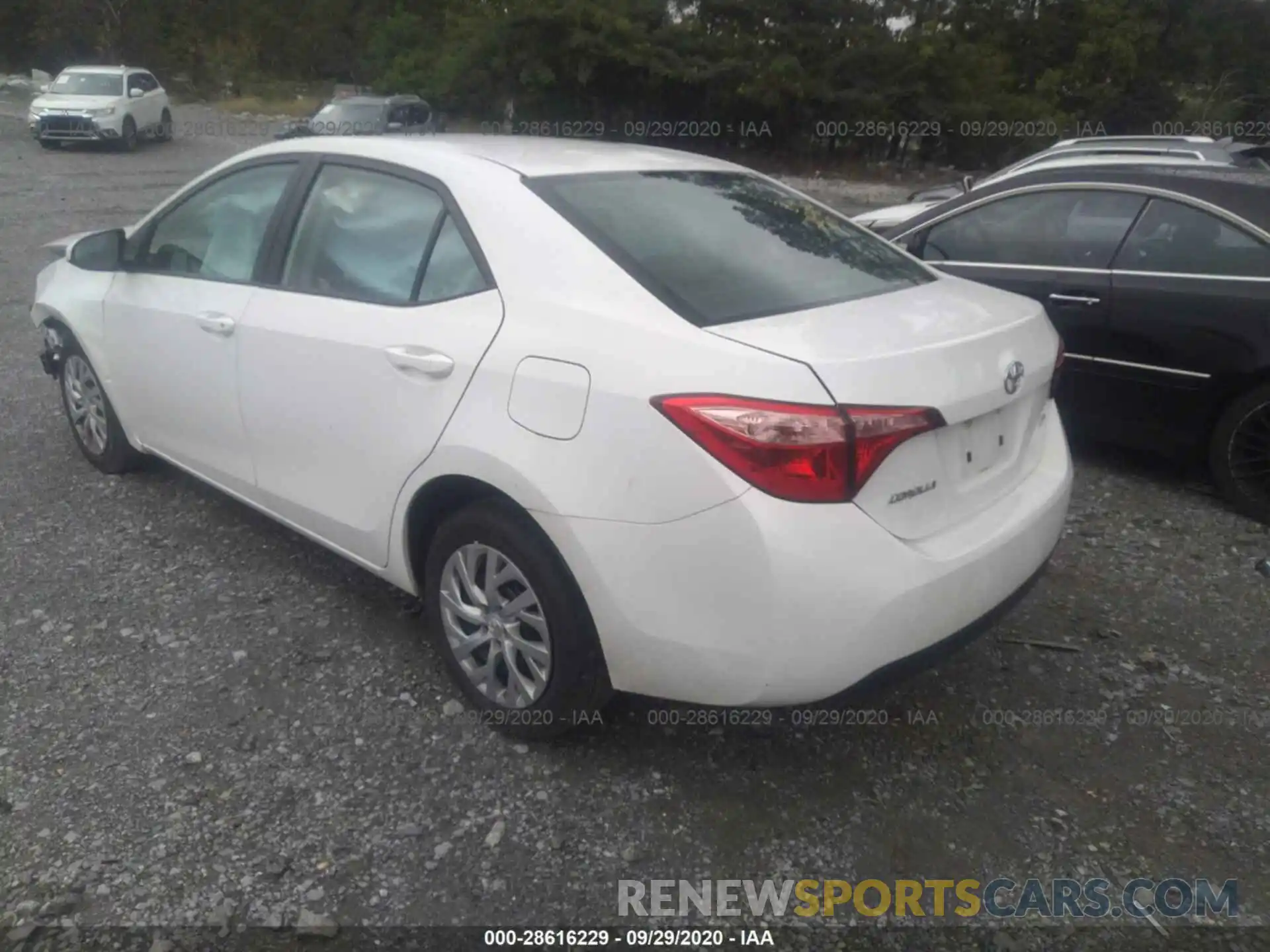 3 Photograph of a damaged car 5YFBURHE9KP941067 TOYOTA COROLLA 2019