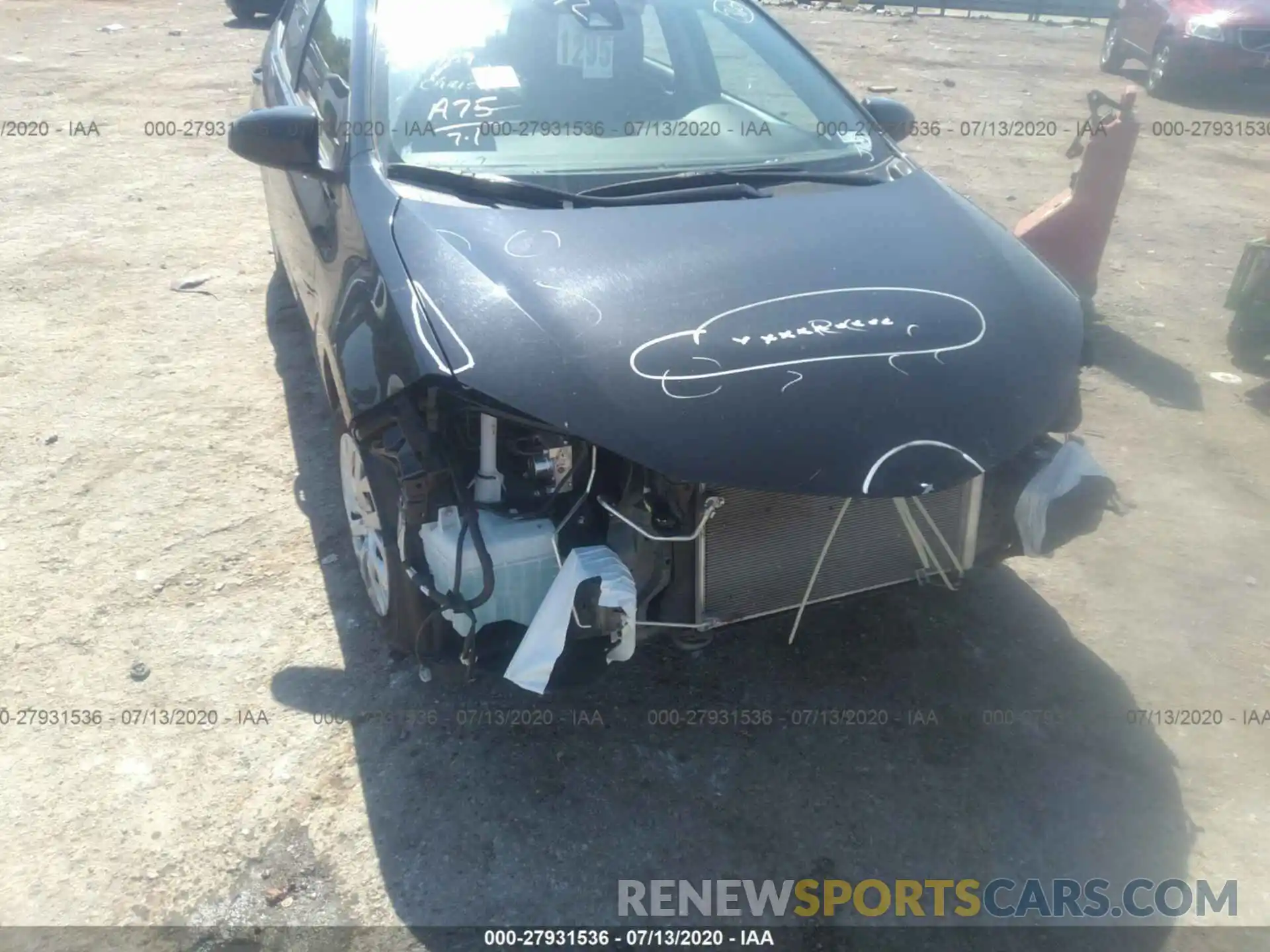 6 Photograph of a damaged car 5YFBURHE9KP941179 TOYOTA COROLLA 2019