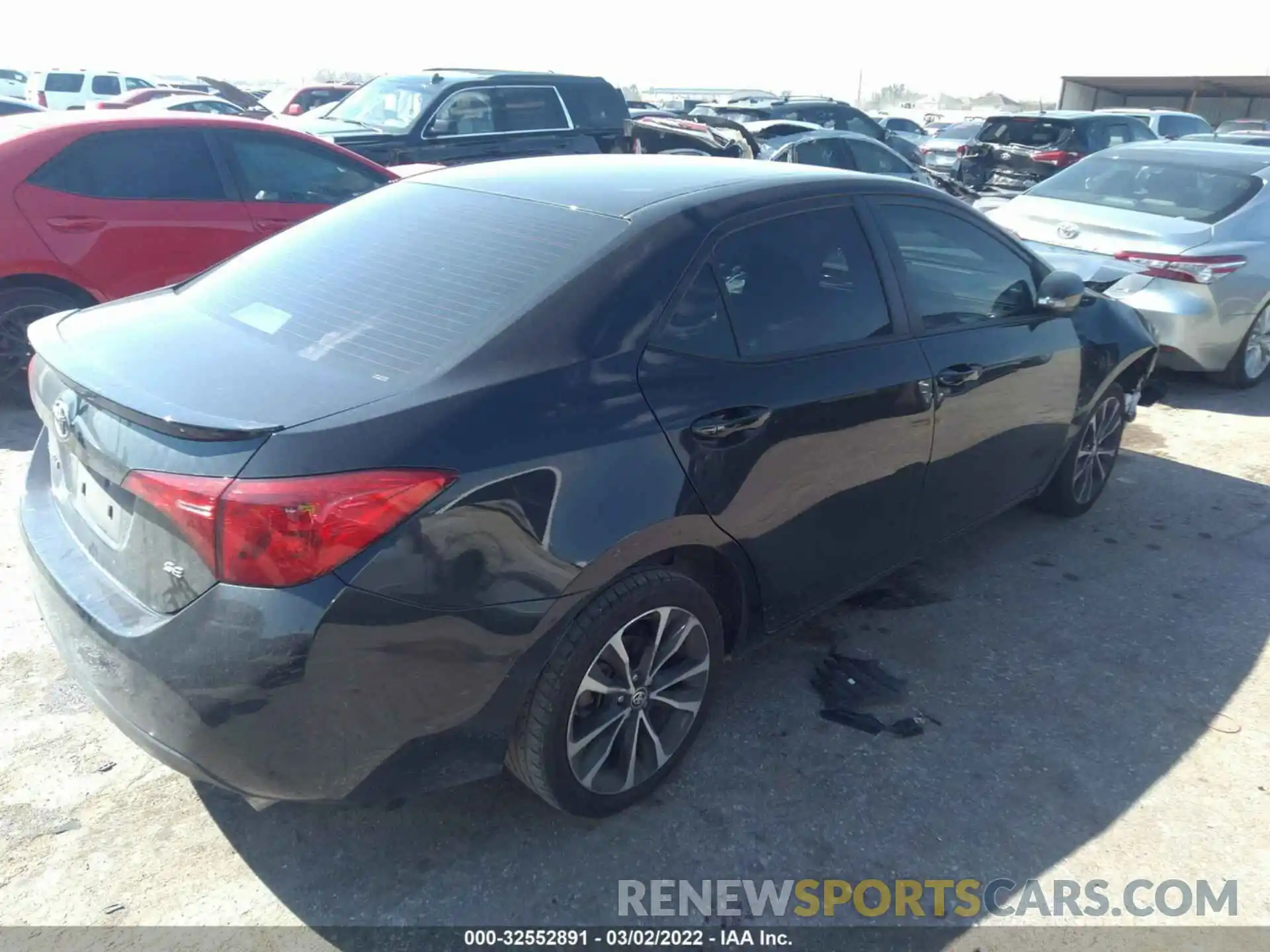 4 Photograph of a damaged car 5YFBURHE9KP941750 TOYOTA COROLLA 2019