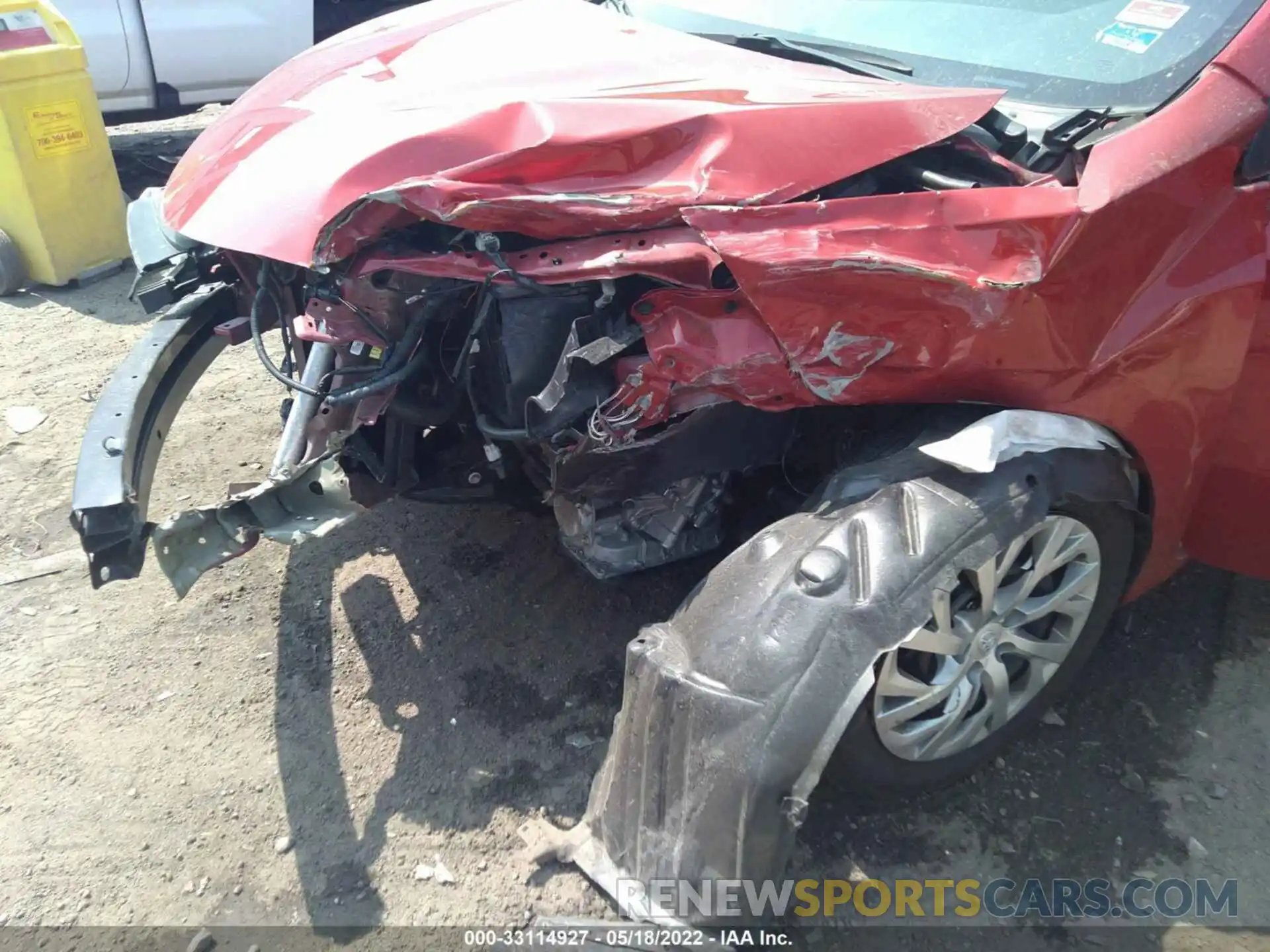 6 Photograph of a damaged car 5YFBURHE9KP941943 TOYOTA COROLLA 2019