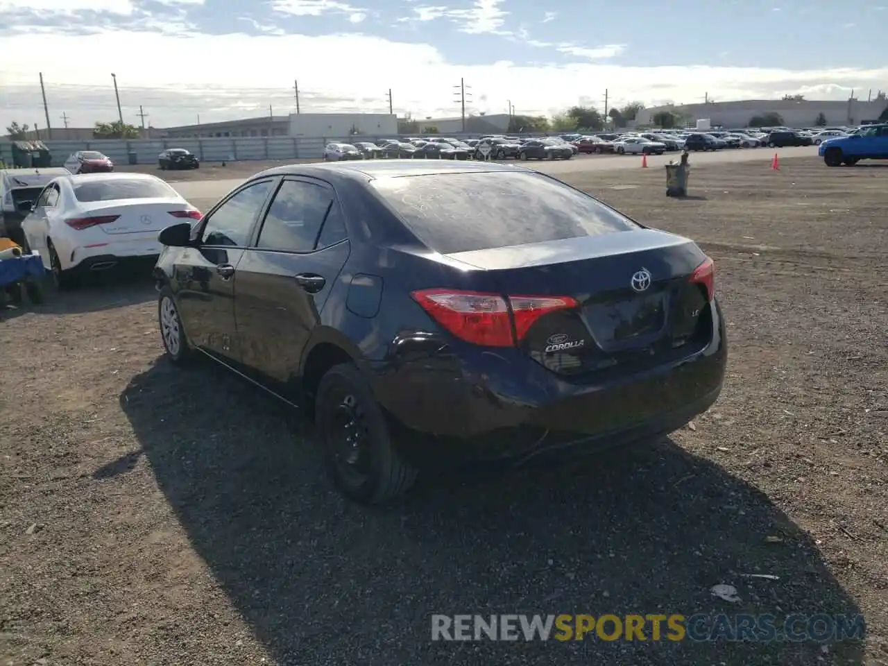 3 Photograph of a damaged car 5YFBURHE9KP942266 TOYOTA COROLLA 2019