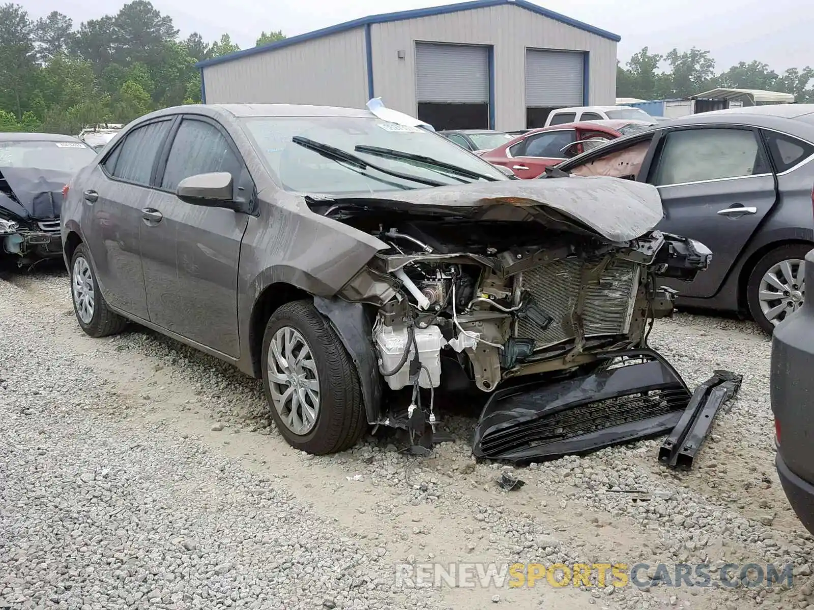 1 Фотография поврежденного автомобиля 5YFBURHE9KP943076 TOYOTA COROLLA 2019