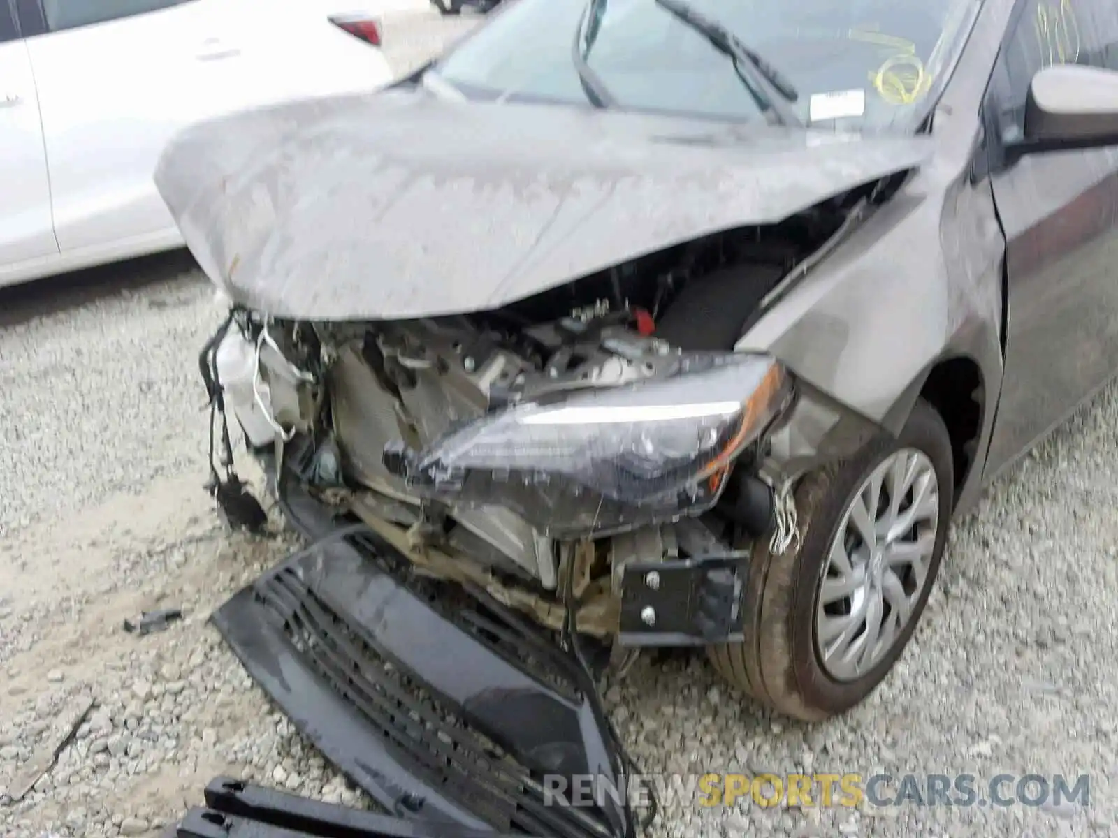 9 Фотография поврежденного автомобиля 5YFBURHE9KP943076 TOYOTA COROLLA 2019