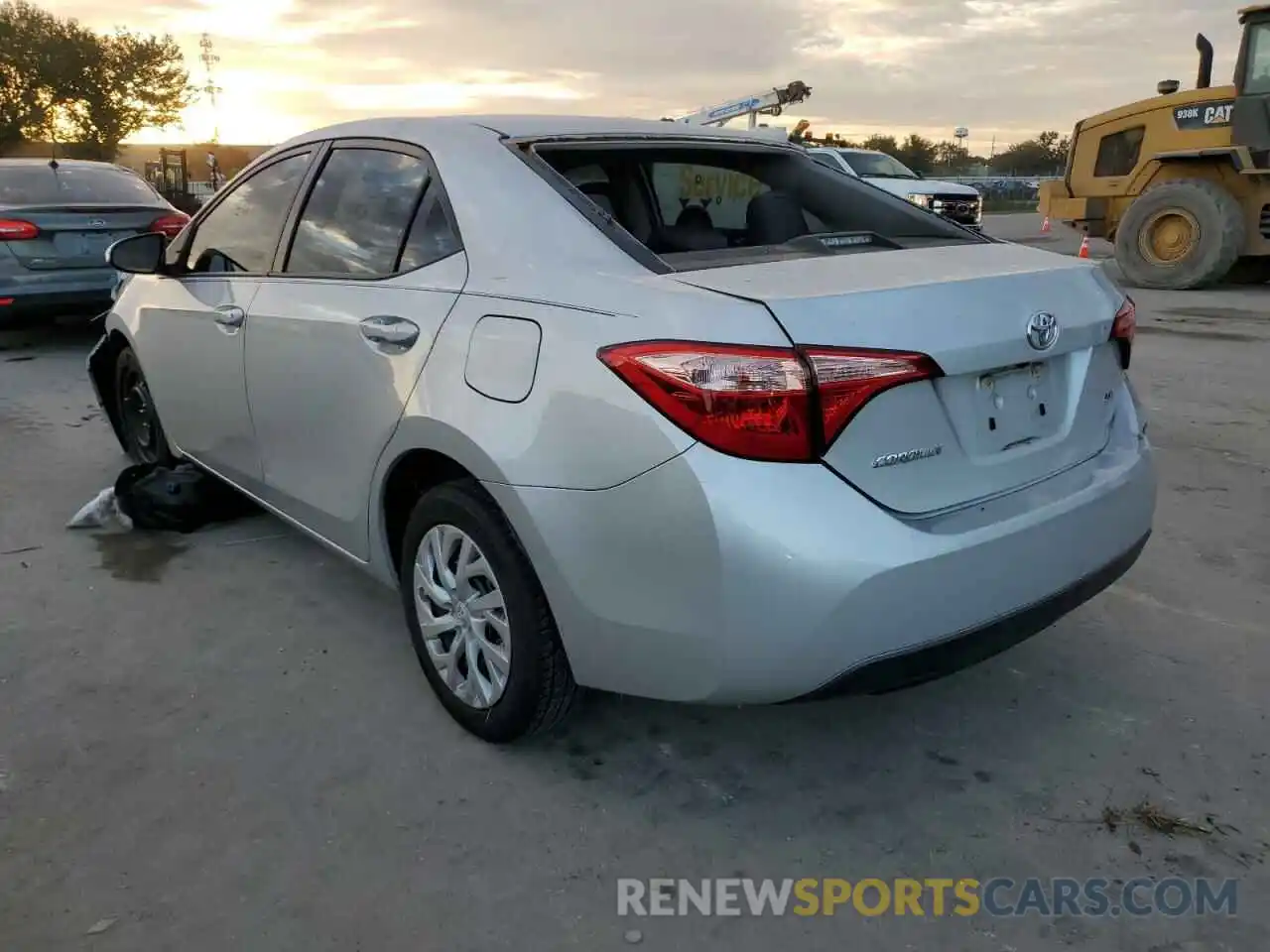 3 Photograph of a damaged car 5YFBURHE9KP943496 TOYOTA COROLLA 2019