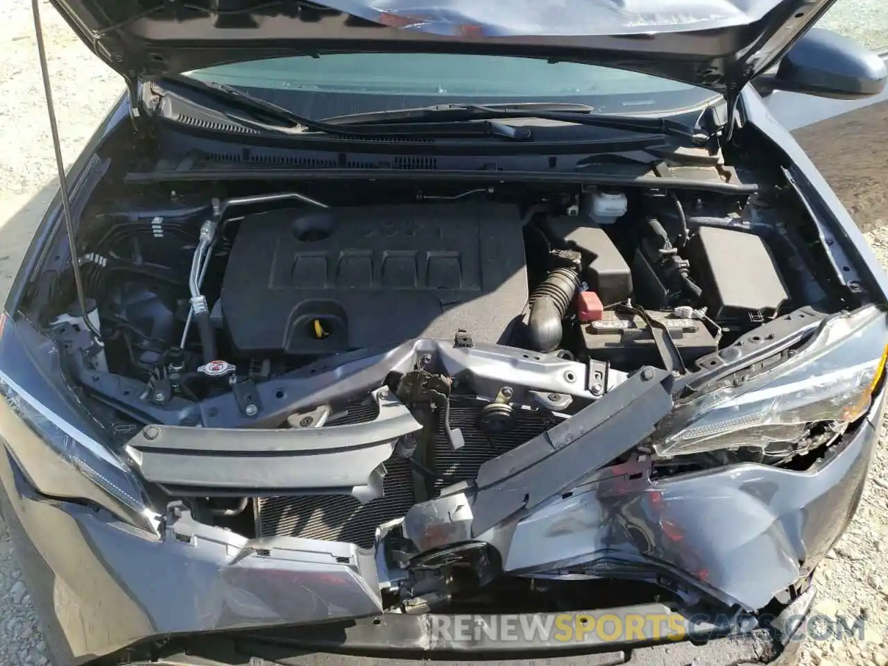 7 Photograph of a damaged car 5YFBURHE9KP943949 TOYOTA COROLLA 2019