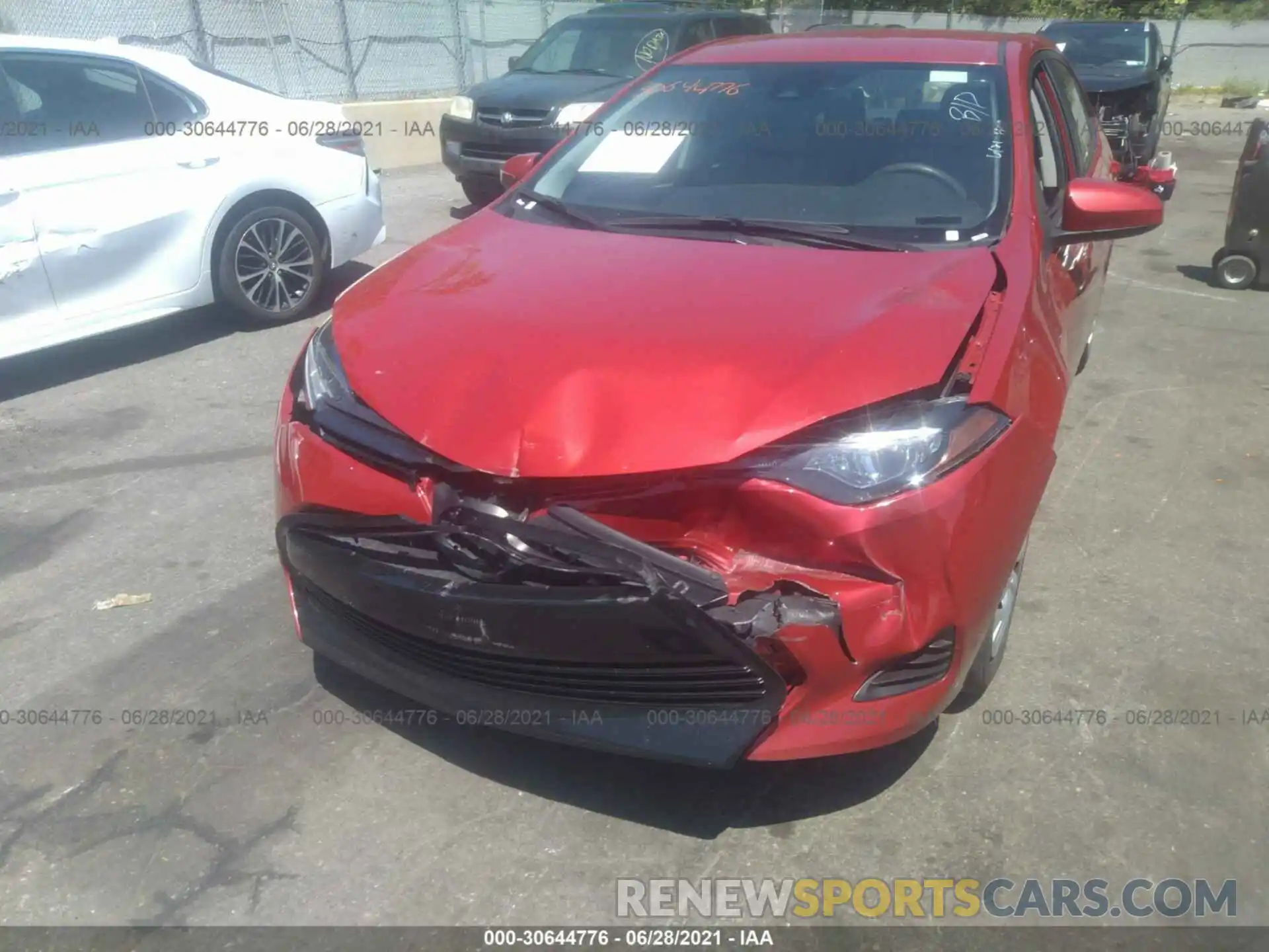 6 Photograph of a damaged car 5YFBURHE9KP944342 TOYOTA COROLLA 2019