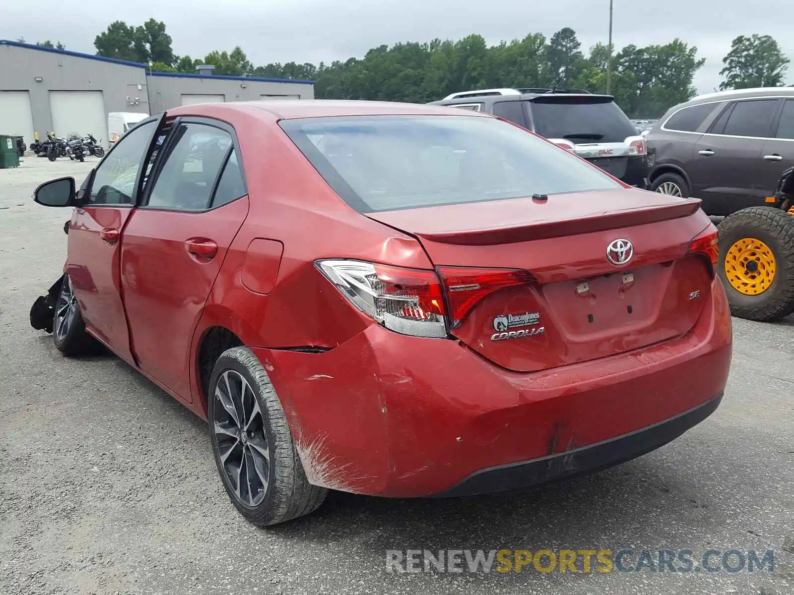 3 Photograph of a damaged car 5YFBURHE9KP944728 TOYOTA COROLLA 2019