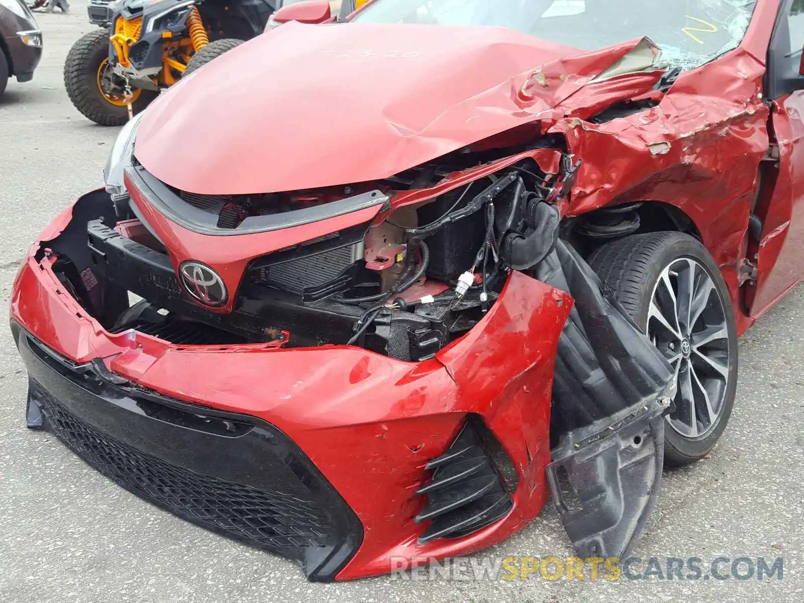 9 Photograph of a damaged car 5YFBURHE9KP944728 TOYOTA COROLLA 2019