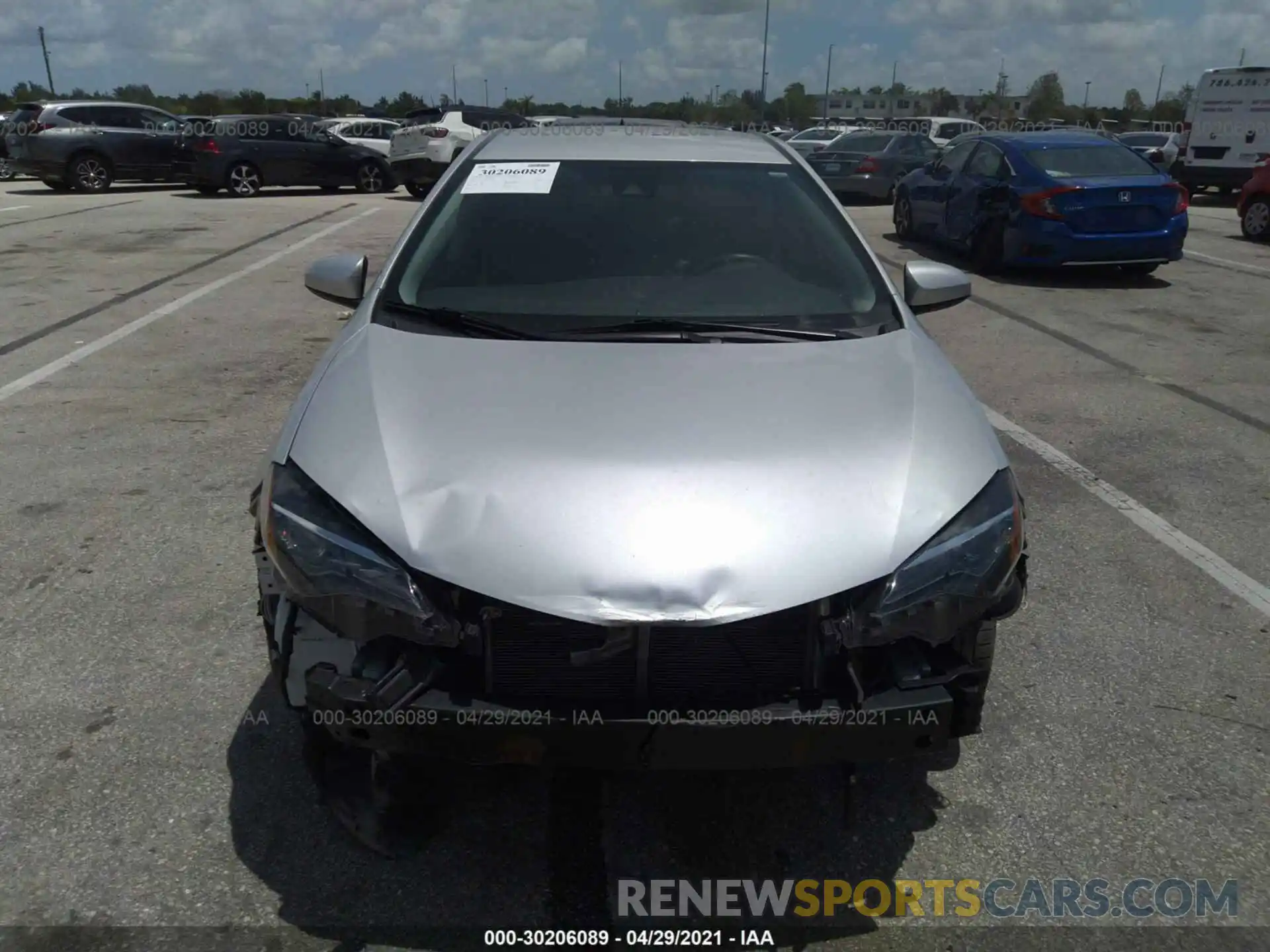 6 Photograph of a damaged car 5YFBURHE9KP945491 TOYOTA COROLLA 2019