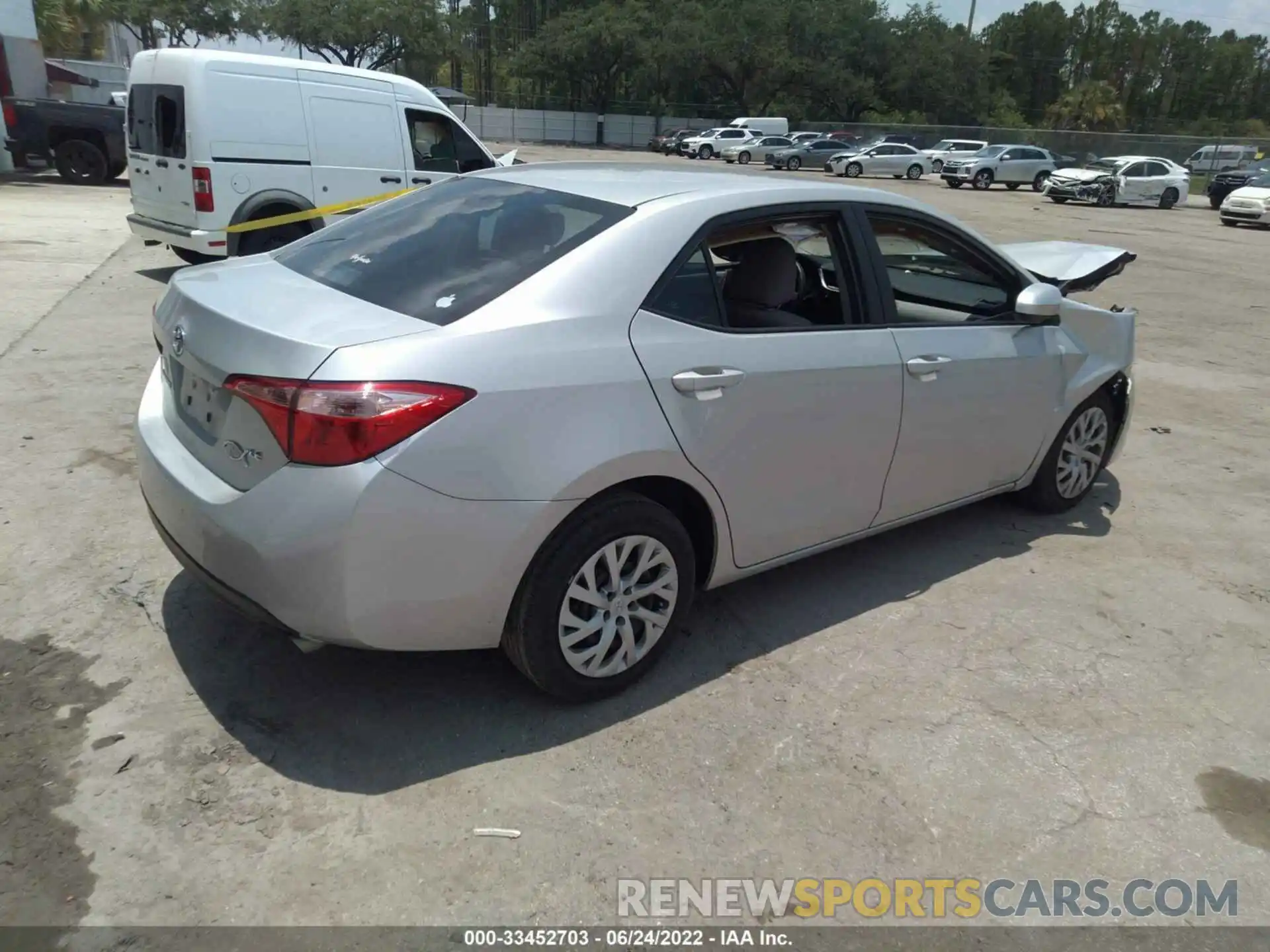 4 Photograph of a damaged car 5YFBURHE9KP945815 TOYOTA COROLLA 2019