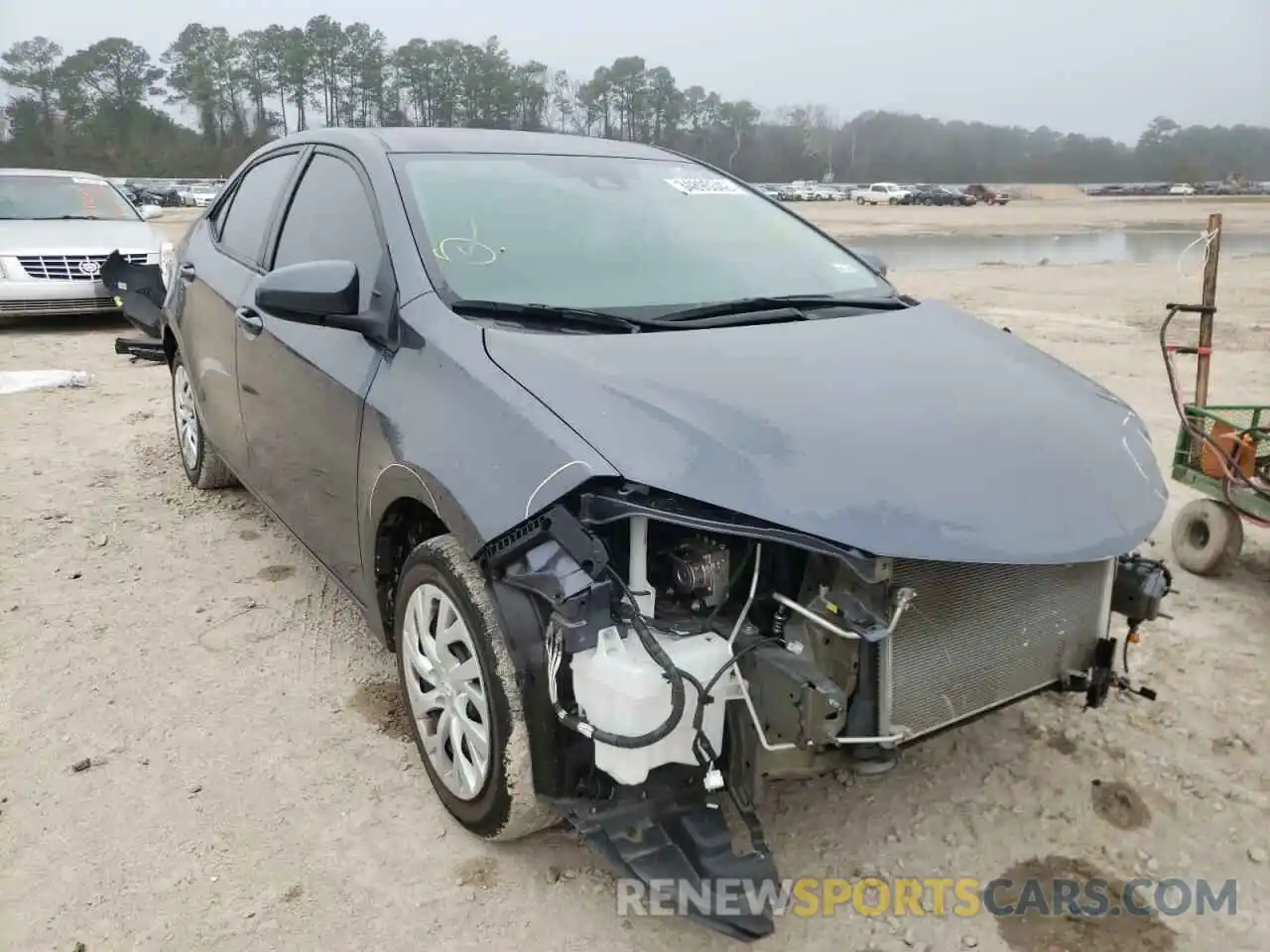 1 Photograph of a damaged car 5YFBURHE9KP946124 TOYOTA COROLLA 2019