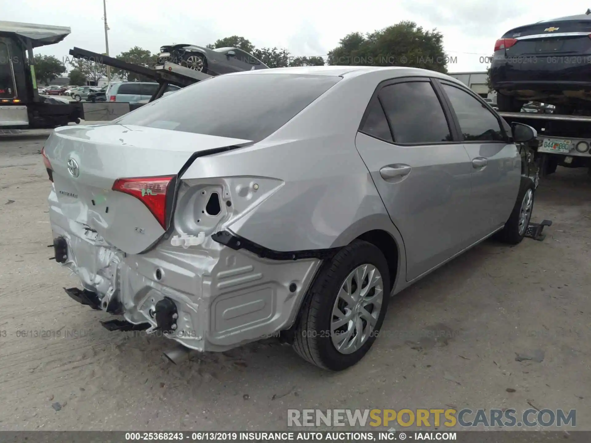 4 Photograph of a damaged car 5YFBURHE9KP947628 TOYOTA COROLLA 2019