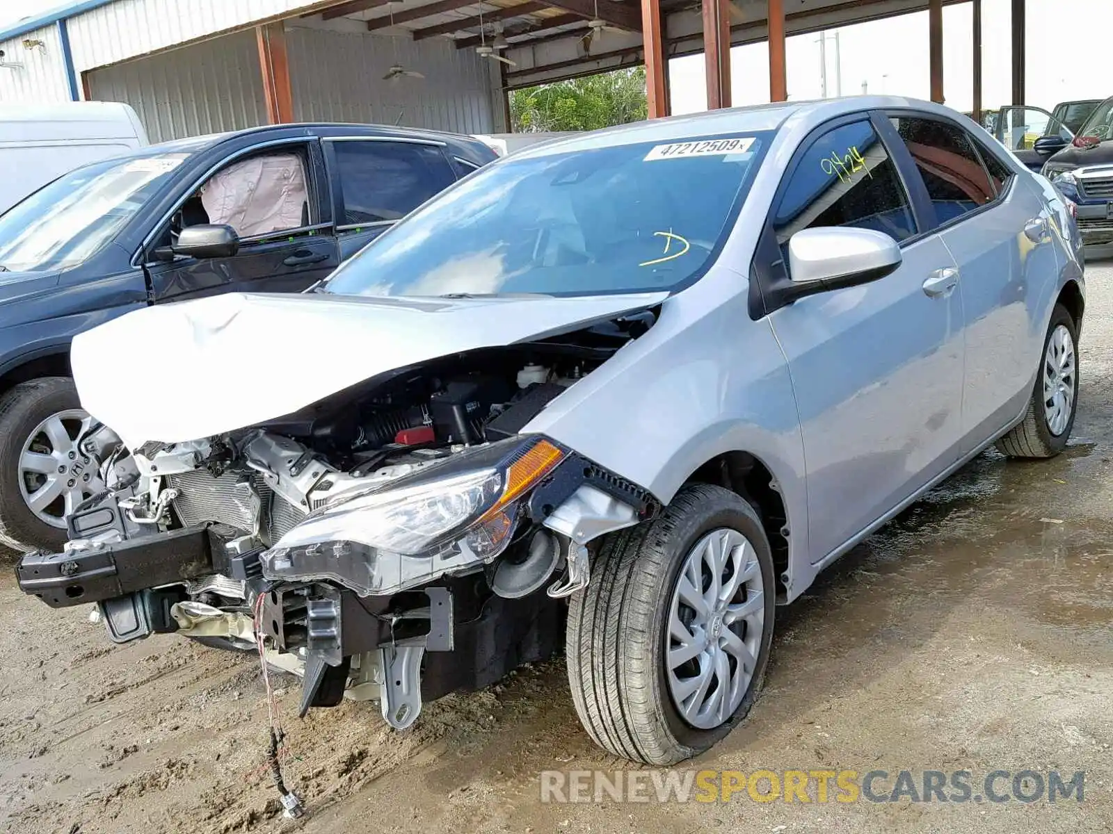 2 Photograph of a damaged car 5YFBURHE9KP948553 TOYOTA COROLLA 2019