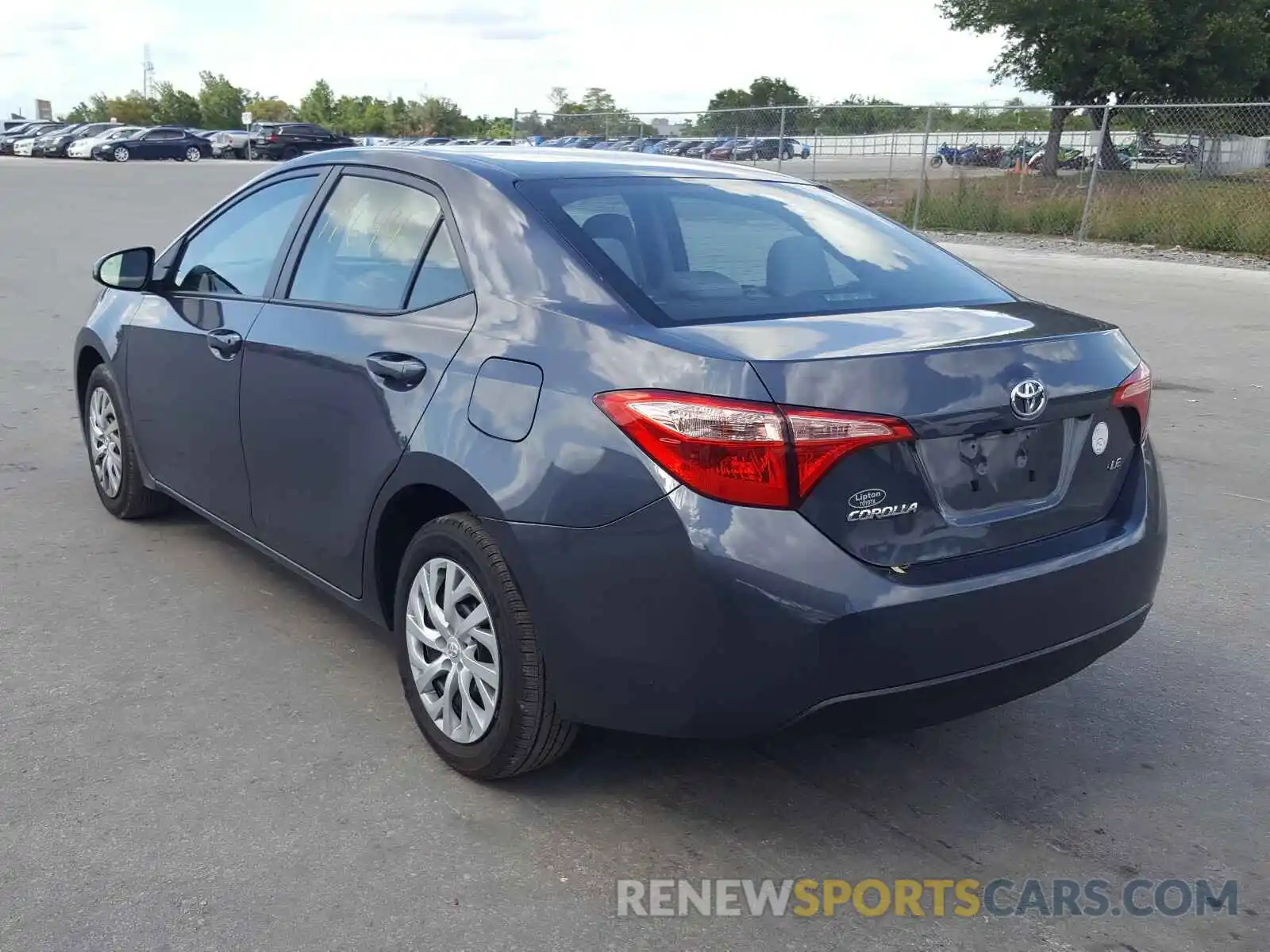 3 Photograph of a damaged car 5YFBURHE9KP949797 TOYOTA COROLLA 2019