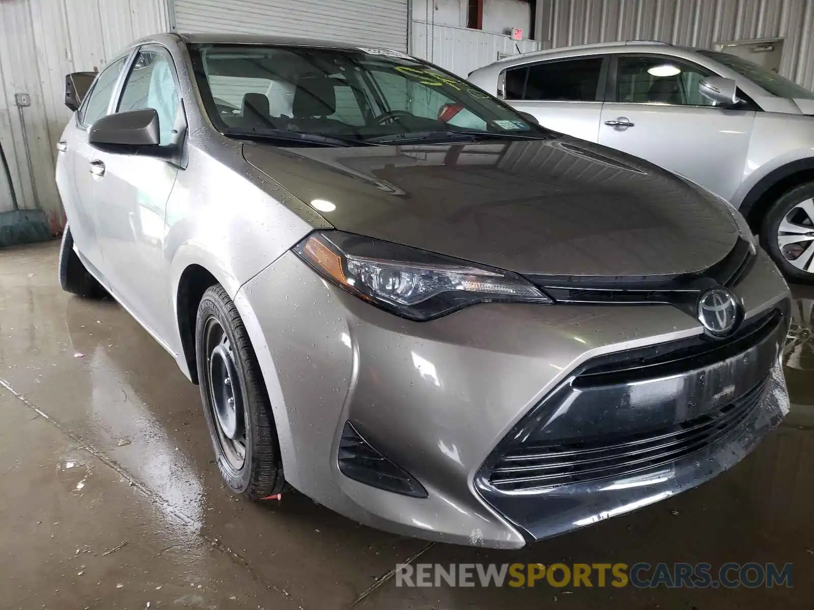 1 Photograph of a damaged car 5YFBURHE9KP949816 TOYOTA COROLLA 2019