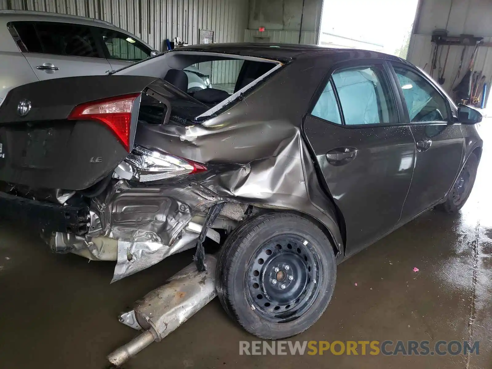 4 Photograph of a damaged car 5YFBURHE9KP949816 TOYOTA COROLLA 2019