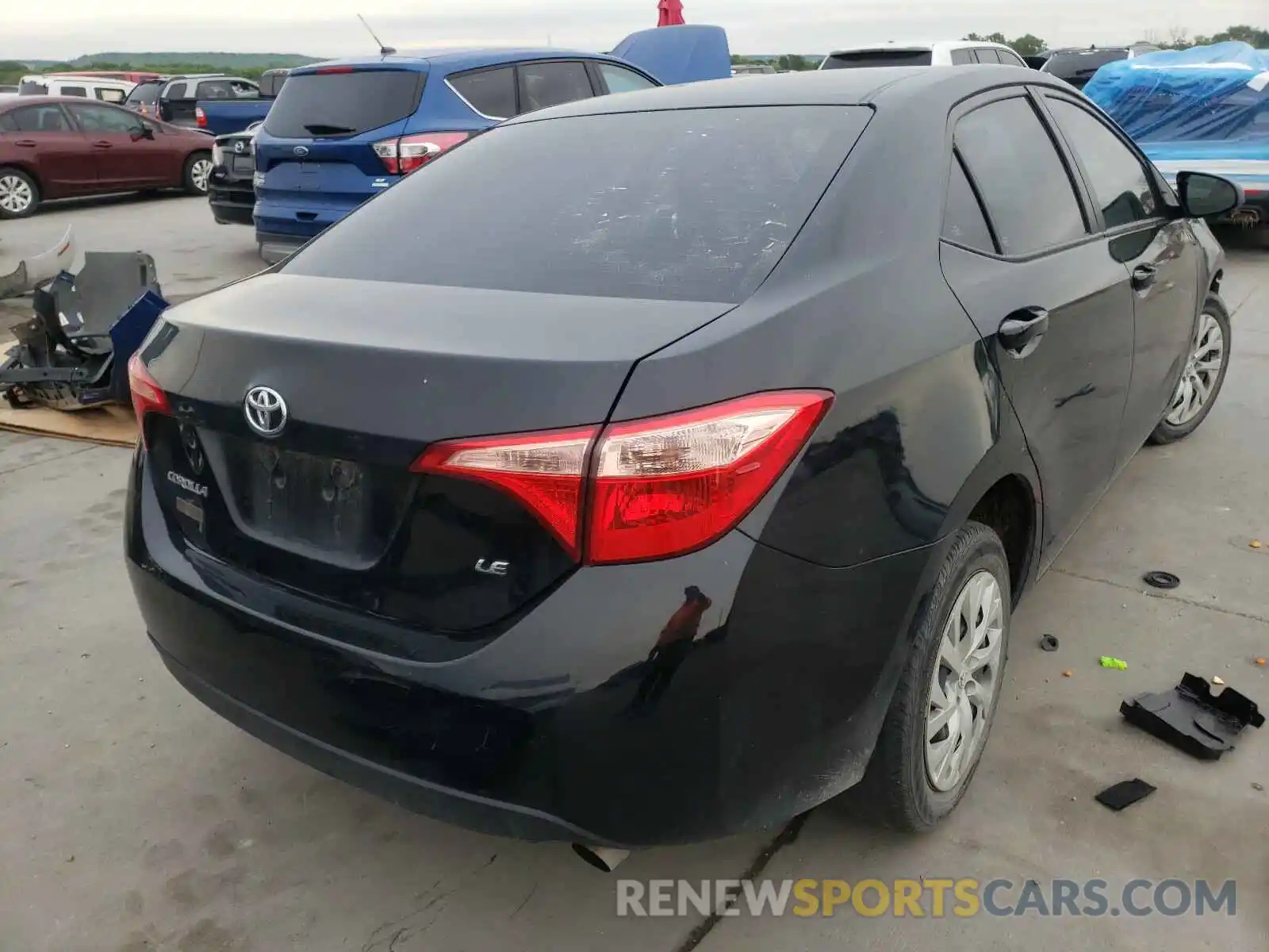 4 Photograph of a damaged car 5YFBURHEXKP856416 TOYOTA COROLLA 2019