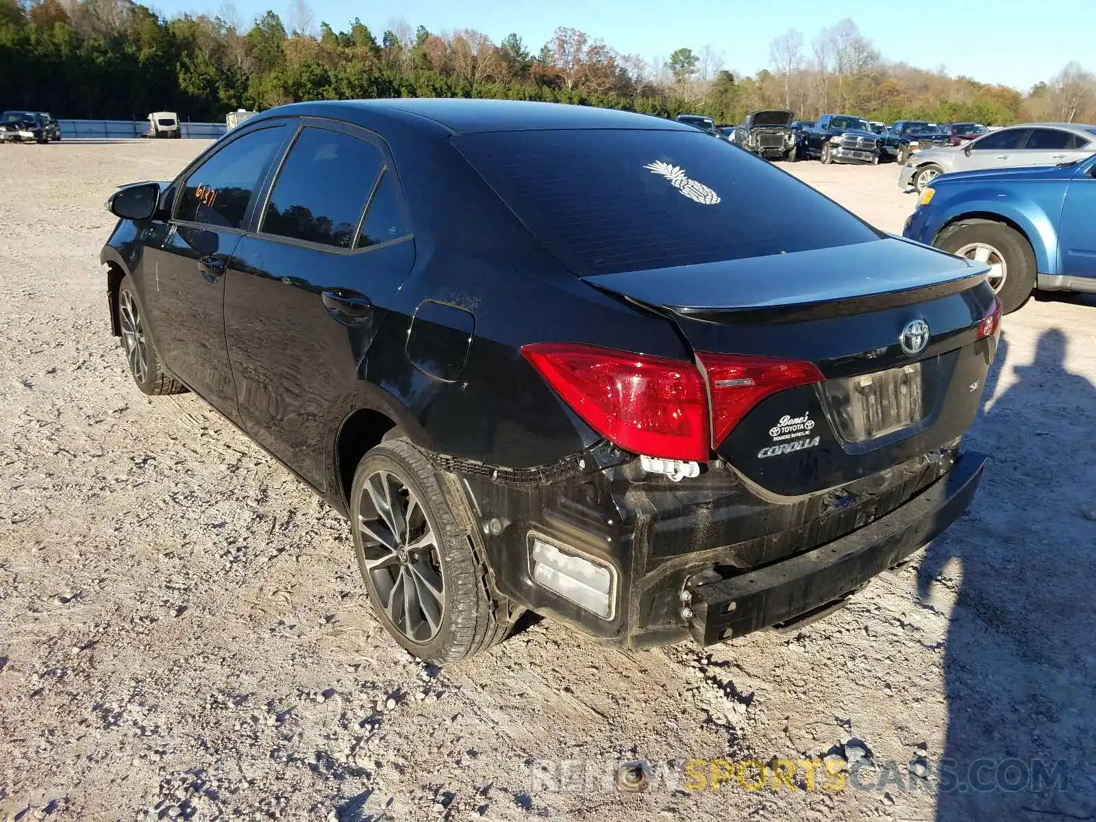 3 Photograph of a damaged car 5YFBURHEXKP856559 TOYOTA COROLLA 2019