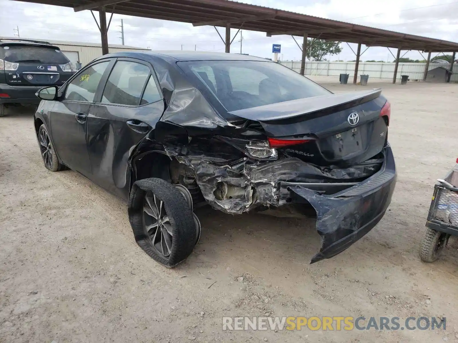 3 Photograph of a damaged car 5YFBURHEXKP856660 TOYOTA COROLLA 2019