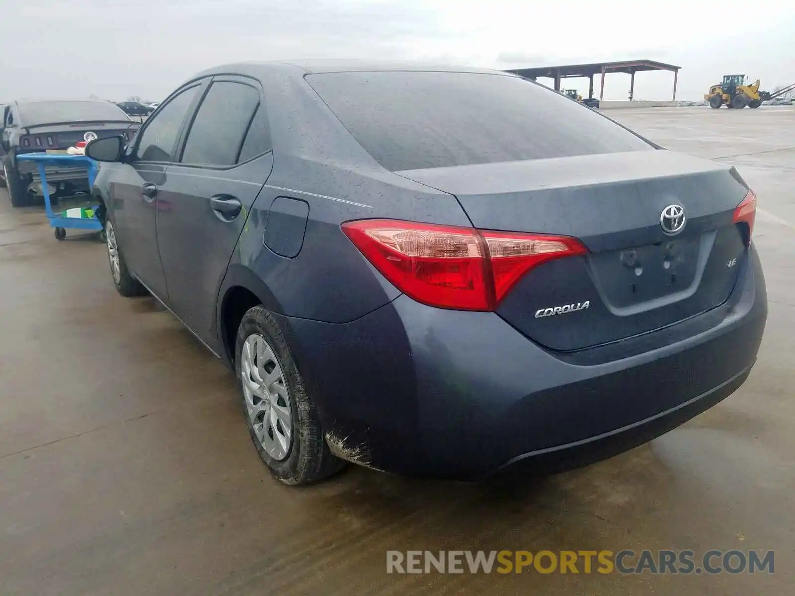 3 Photograph of a damaged car 5YFBURHEXKP857243 TOYOTA COROLLA 2019