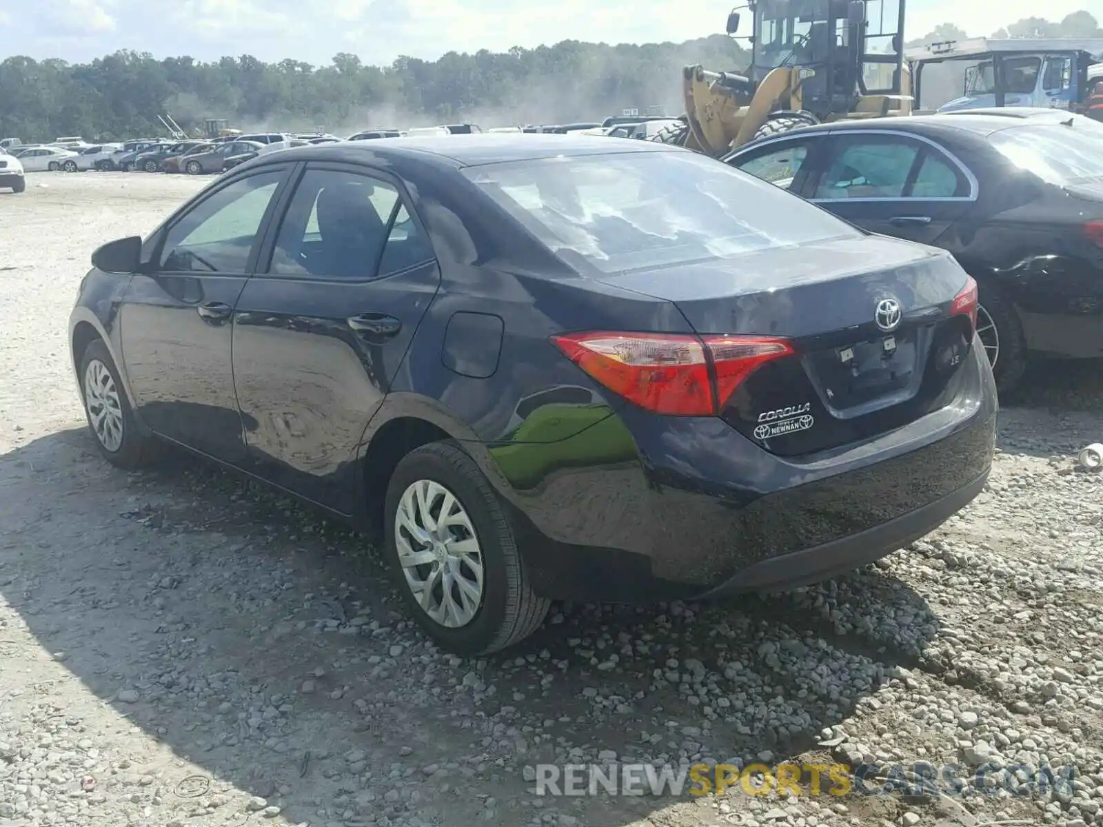 3 Photograph of a damaged car 5YFBURHEXKP857405 TOYOTA COROLLA 2019