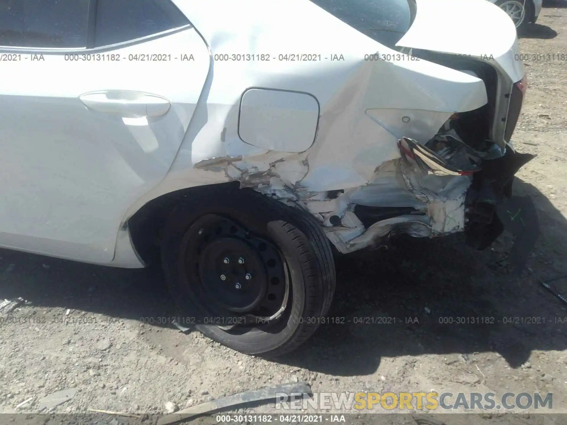 6 Photograph of a damaged car 5YFBURHEXKP858022 TOYOTA COROLLA 2019