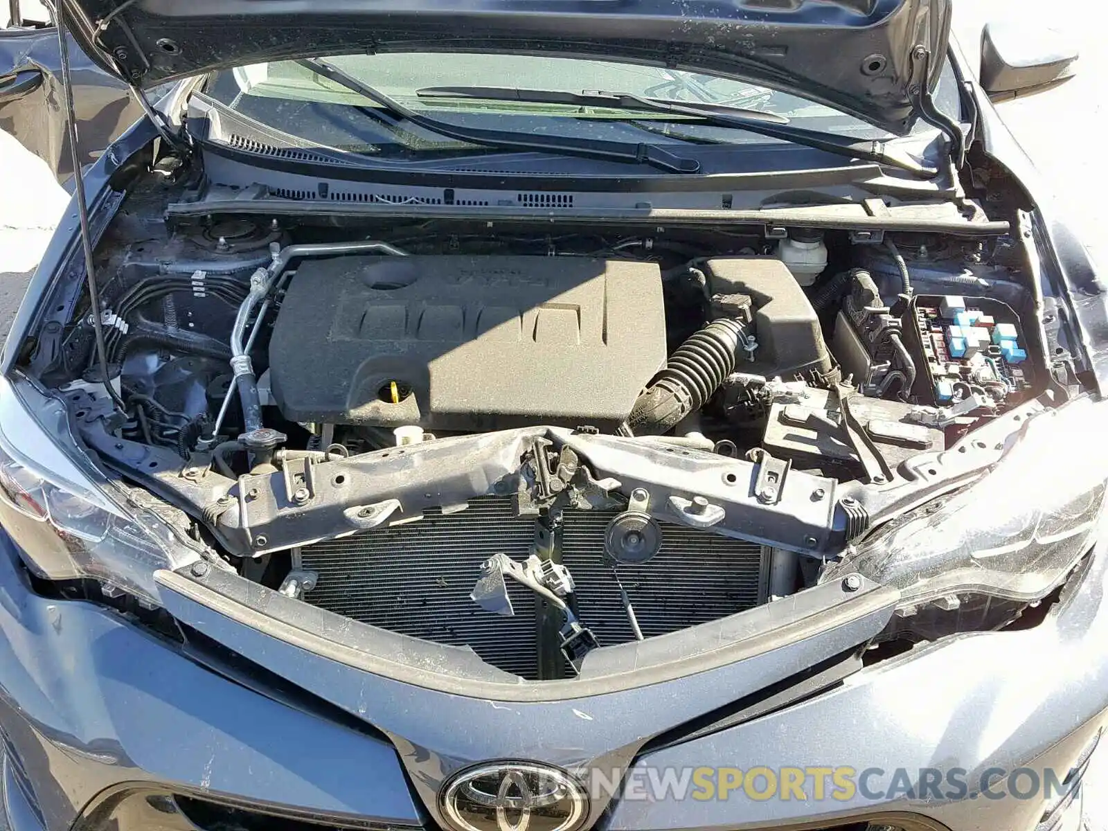 7 Photograph of a damaged car 5YFBURHEXKP858232 TOYOTA COROLLA 2019