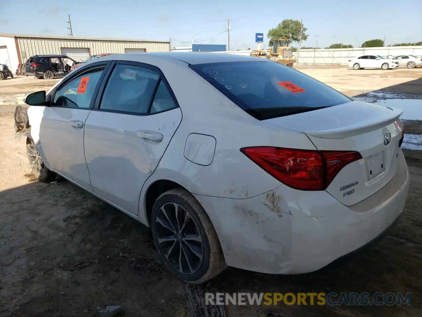 3 Photograph of a damaged car 5YFBURHEXKP858294 TOYOTA COROLLA 2019