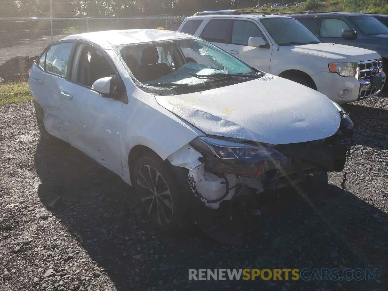 1 Photograph of a damaged car 5YFBURHEXKP858408 TOYOTA COROLLA 2019