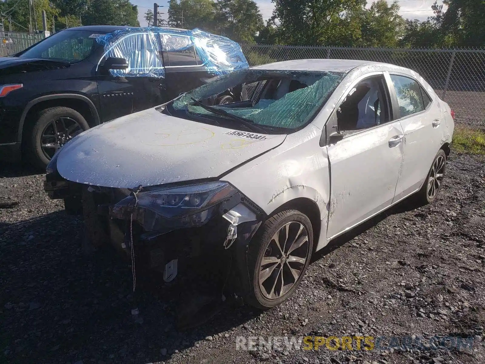 2 Photograph of a damaged car 5YFBURHEXKP858408 TOYOTA COROLLA 2019