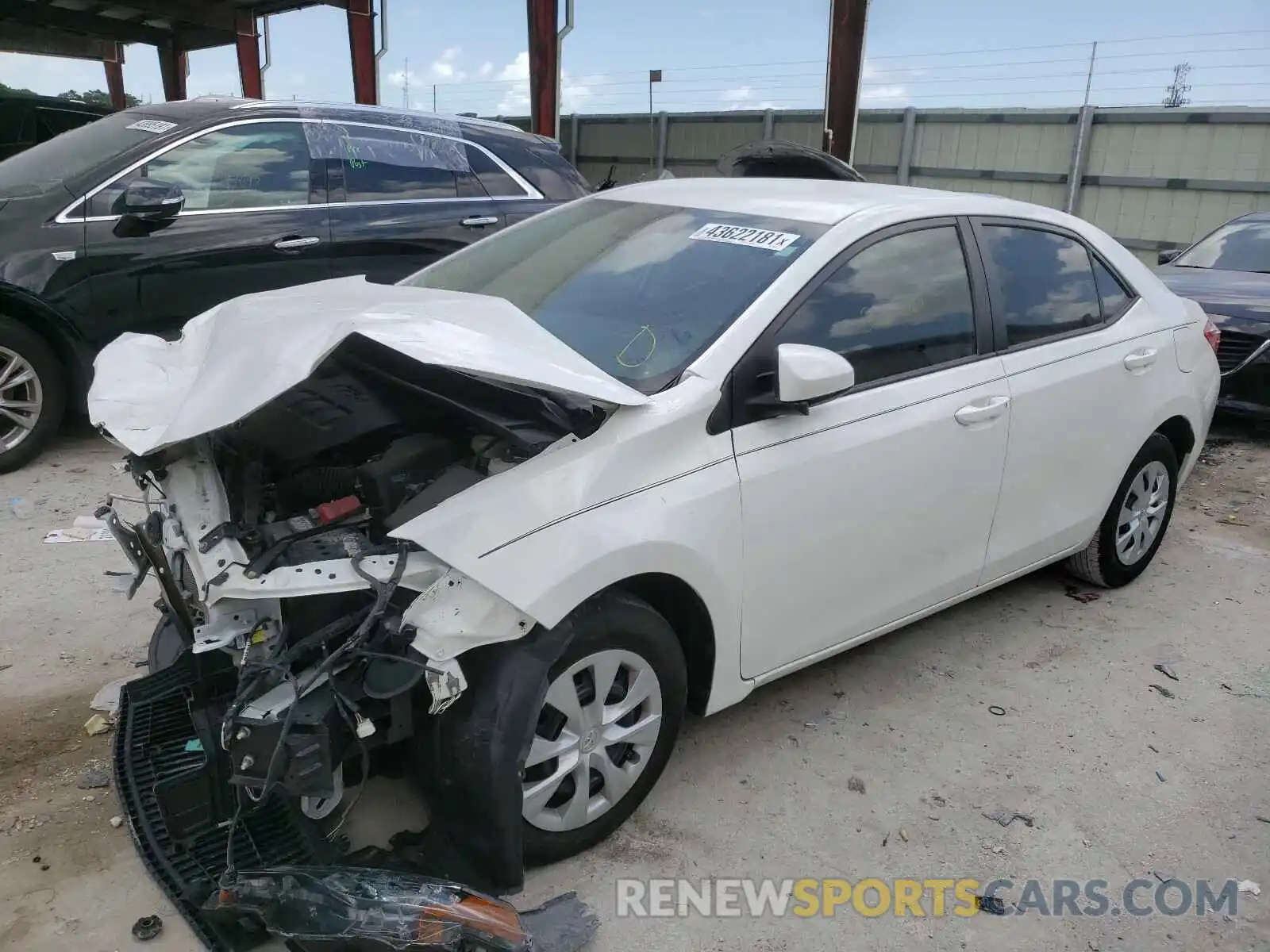 2 Photograph of a damaged car 5YFBURHEXKP858649 TOYOTA COROLLA 2019