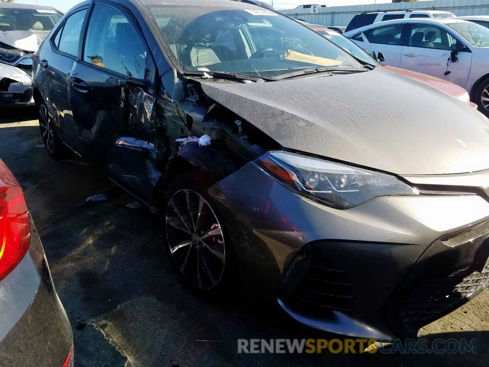 1 Photograph of a damaged car 5YFBURHEXKP858733 TOYOTA COROLLA 2019