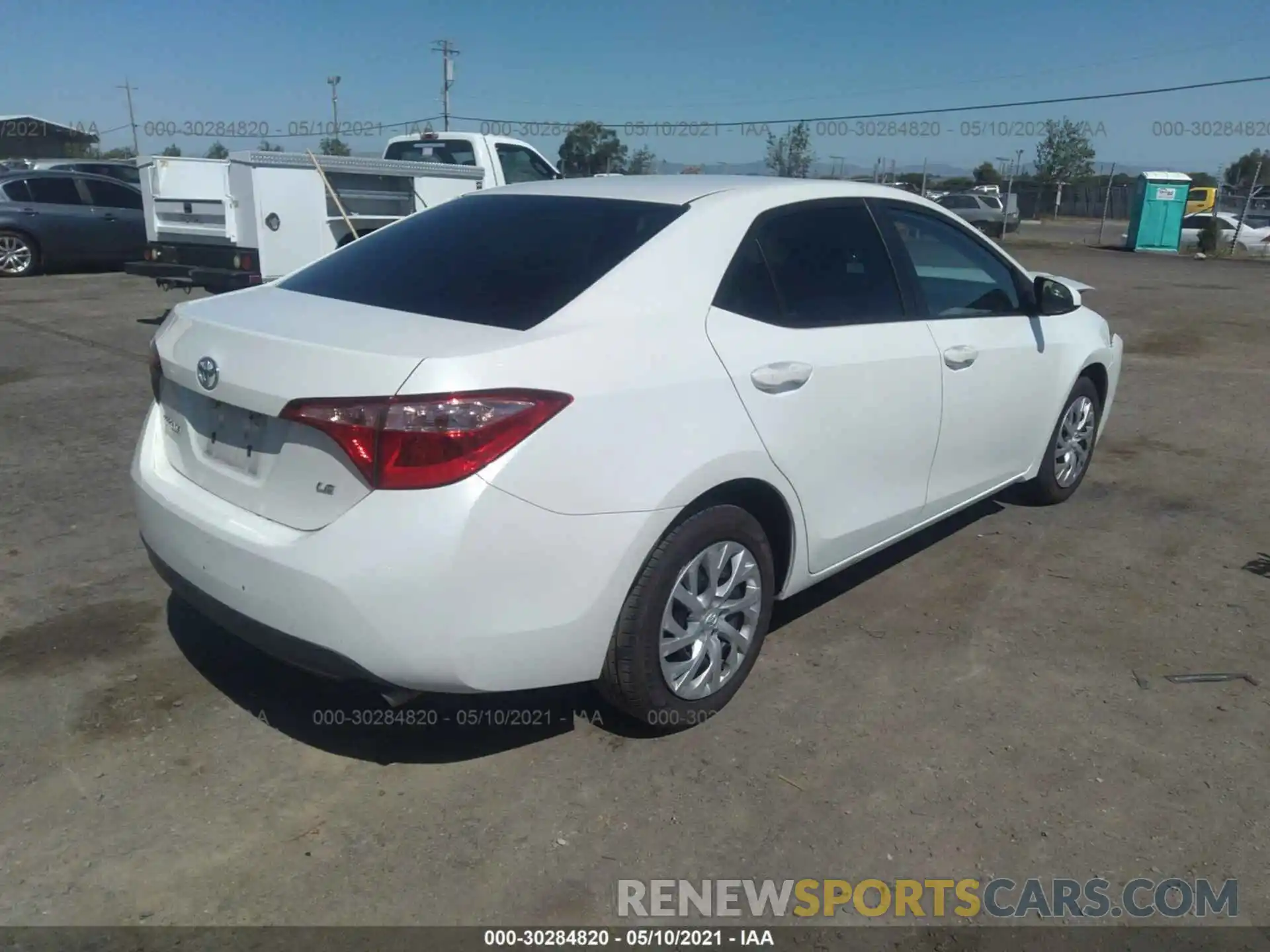 4 Photograph of a damaged car 5YFBURHEXKP859655 TOYOTA COROLLA 2019