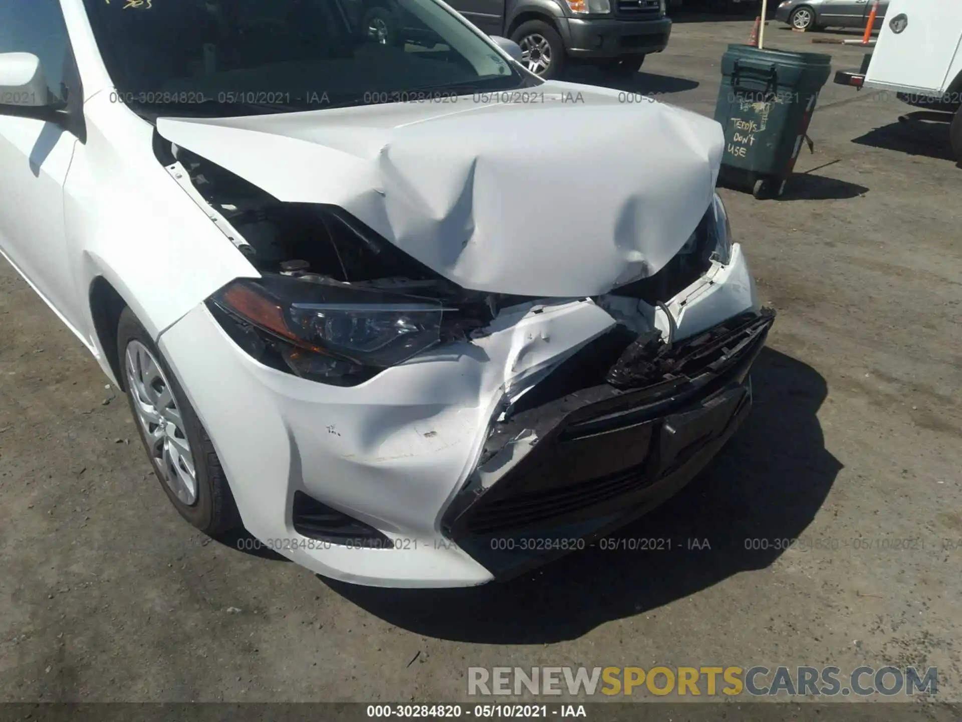 6 Photograph of a damaged car 5YFBURHEXKP859655 TOYOTA COROLLA 2019