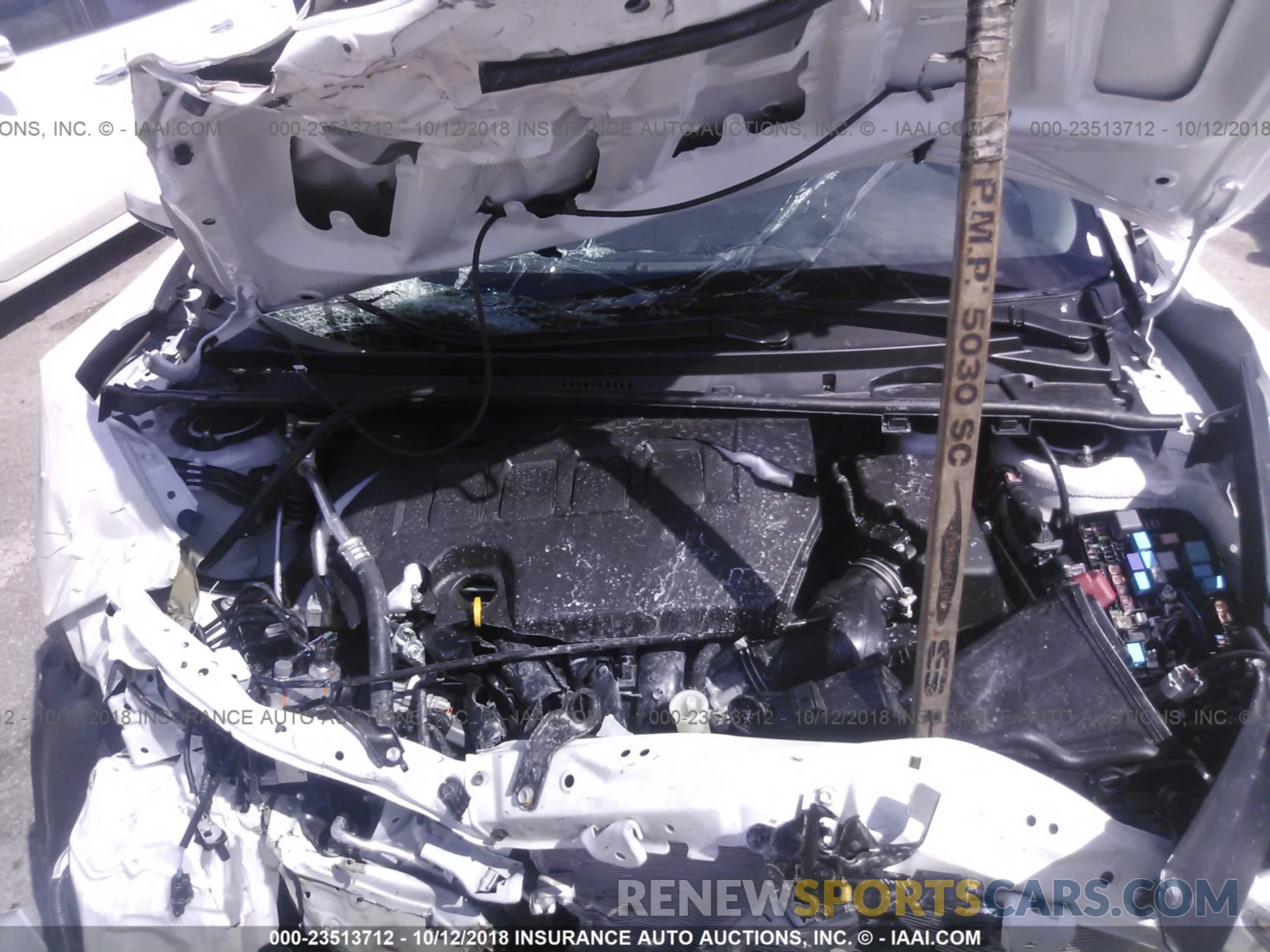 10 Photograph of a damaged car 5YFBURHEXKP860000 Toyota Corolla 2019