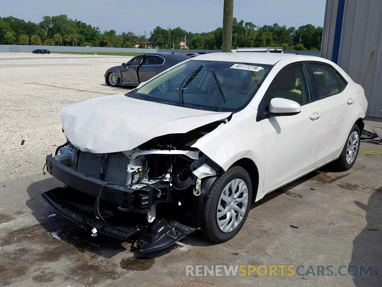 2 Photograph of a damaged car 5YFBURHEXKP860238 TOYOTA COROLLA 2019