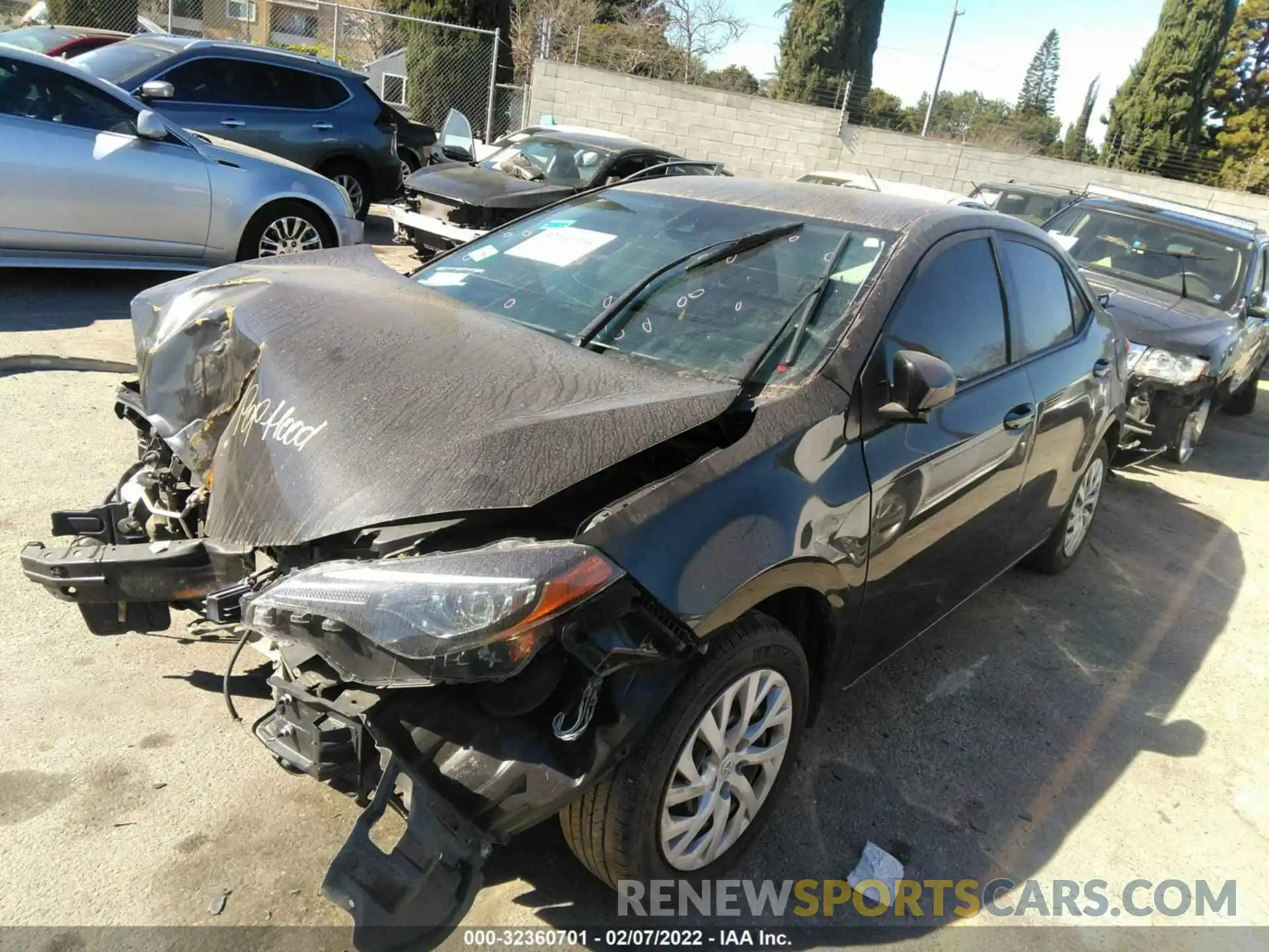 2 Photograph of a damaged car 5YFBURHEXKP860532 TOYOTA COROLLA 2019