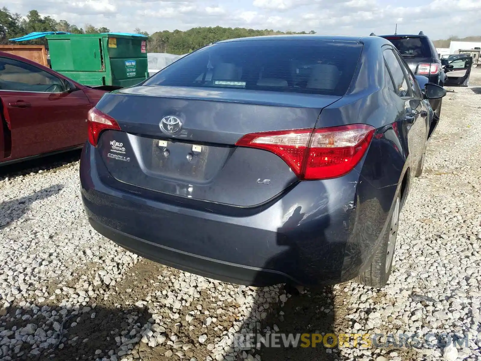 4 Photograph of a damaged car 5YFBURHEXKP861227 TOYOTA COROLLA 2019