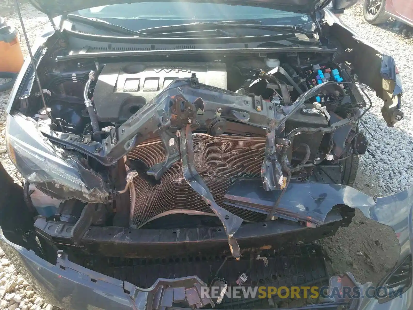 7 Photograph of a damaged car 5YFBURHEXKP861227 TOYOTA COROLLA 2019