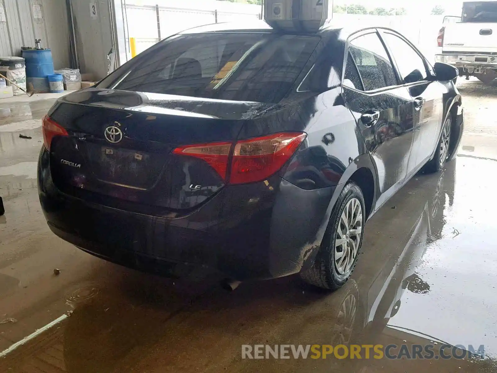 4 Photograph of a damaged car 5YFBURHEXKP861633 TOYOTA COROLLA 2019