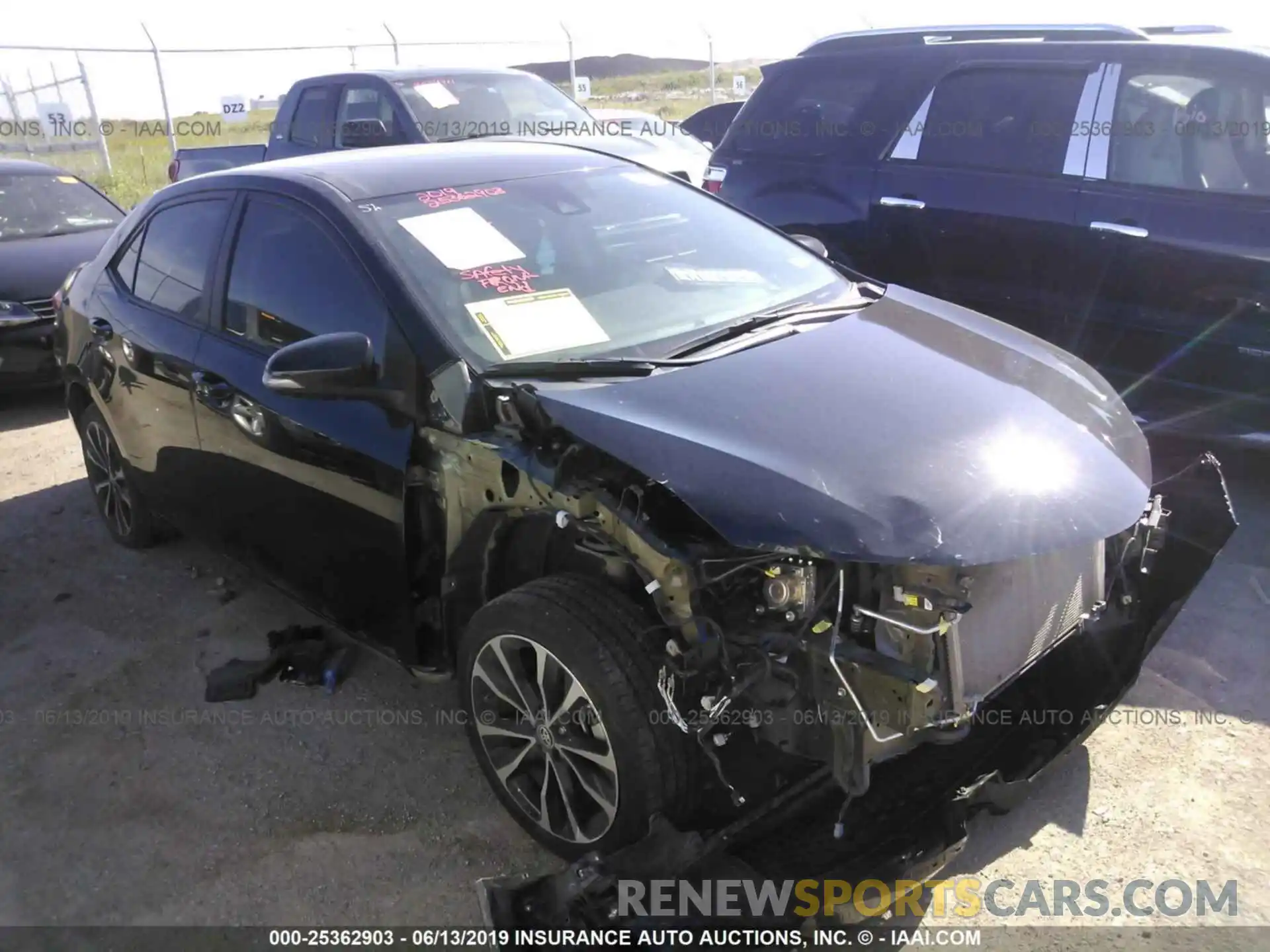 1 Photograph of a damaged car 5YFBURHEXKP861776 TOYOTA COROLLA 2019