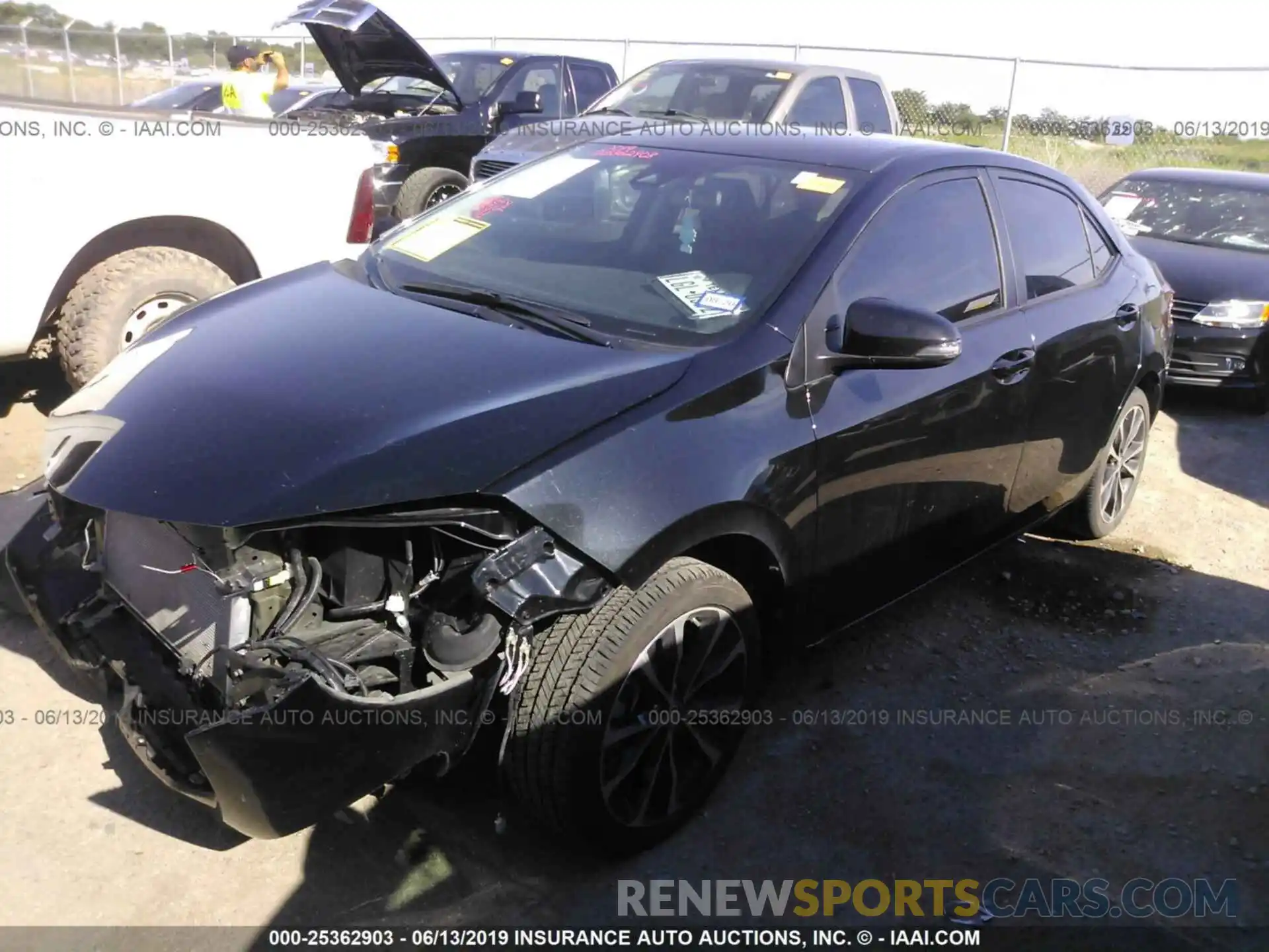 2 Photograph of a damaged car 5YFBURHEXKP861776 TOYOTA COROLLA 2019